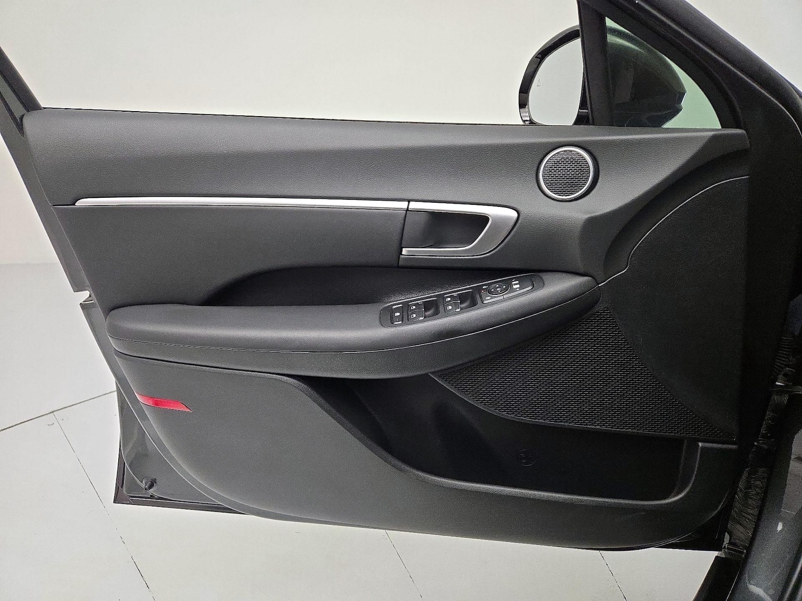 2025 Hyundai Sonata SEL - Photo 13