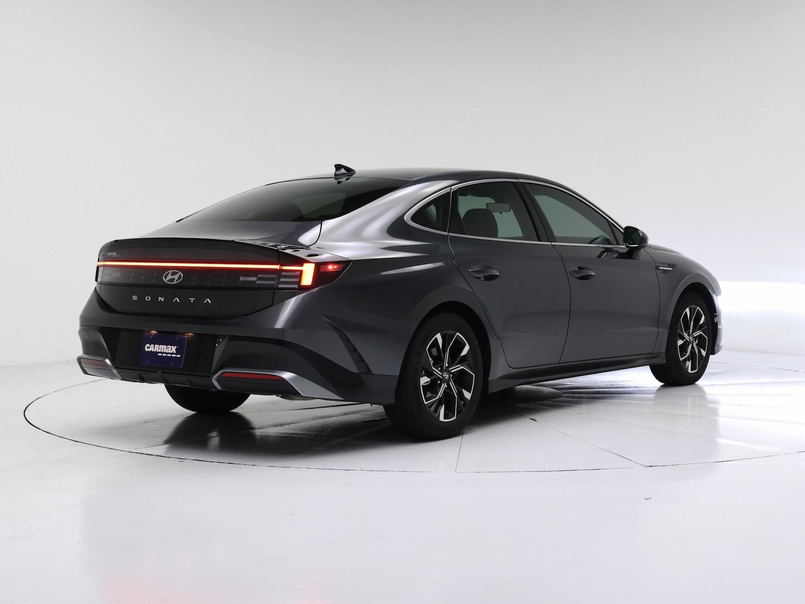2025 Hyundai Sonata SEL - Photo 9