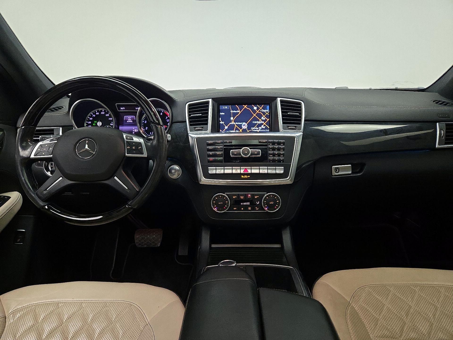 Thumbnail: 2015 Mercedes-Benz M-Class - 9