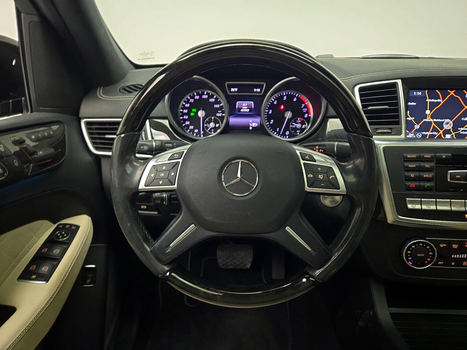Thumbnail: 2015 Mercedes-Benz M-Class - 10