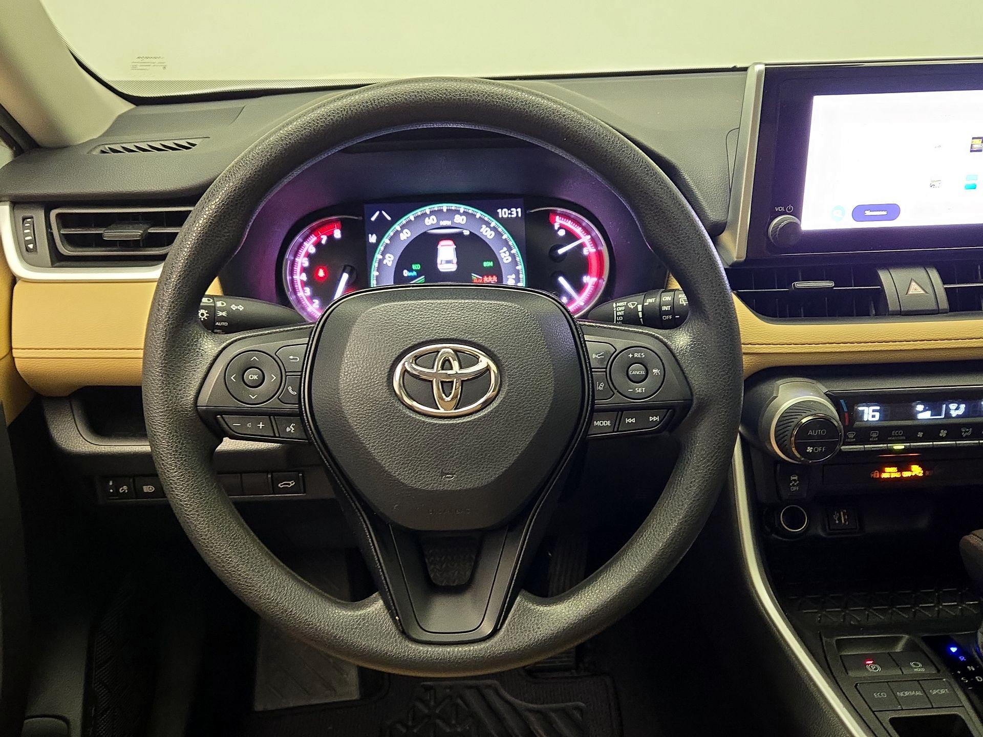 Thumbnail: 2023 Toyota RAV4 - 10