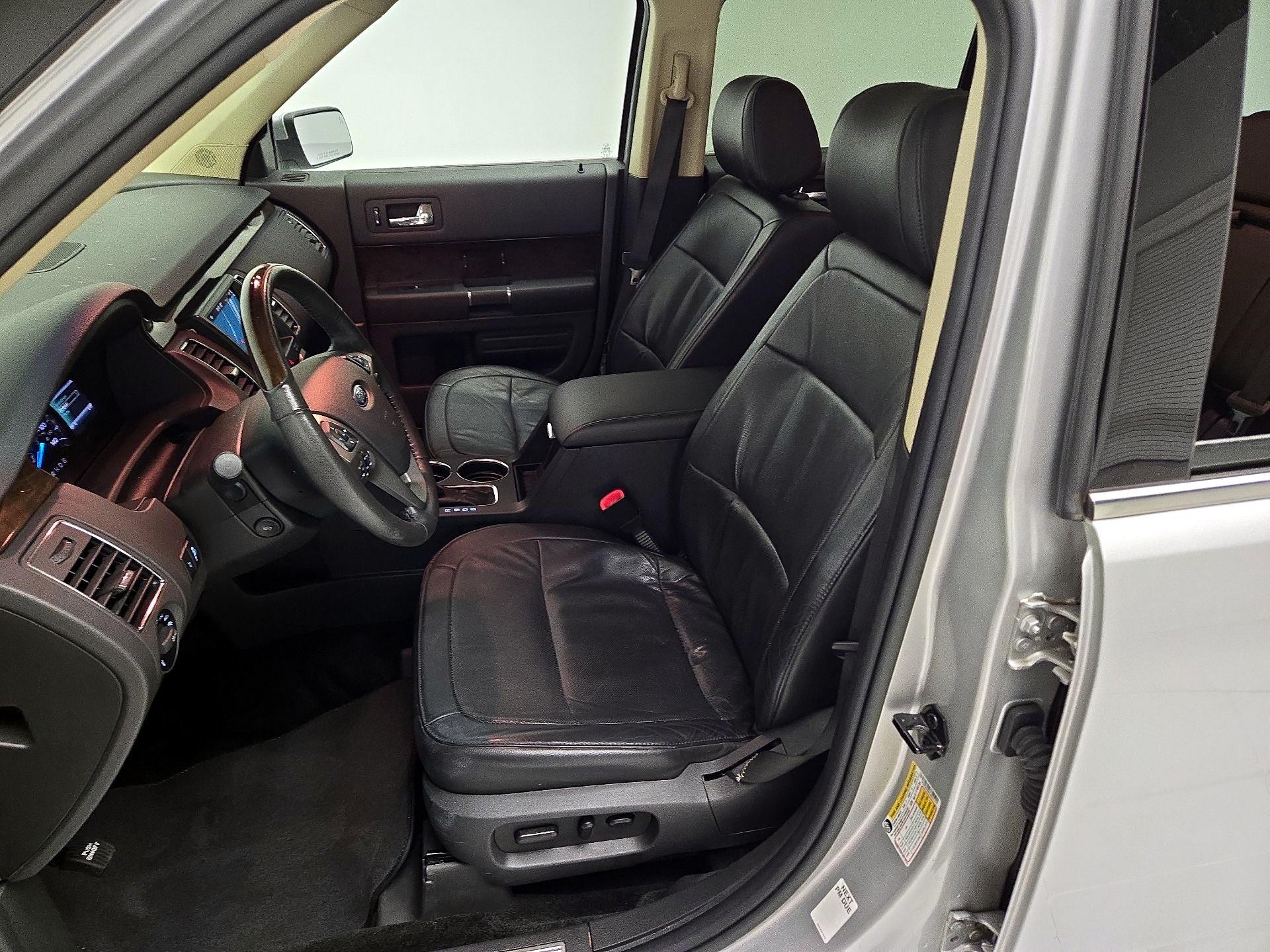 Thumbnail: 2018 Ford Flex - 11