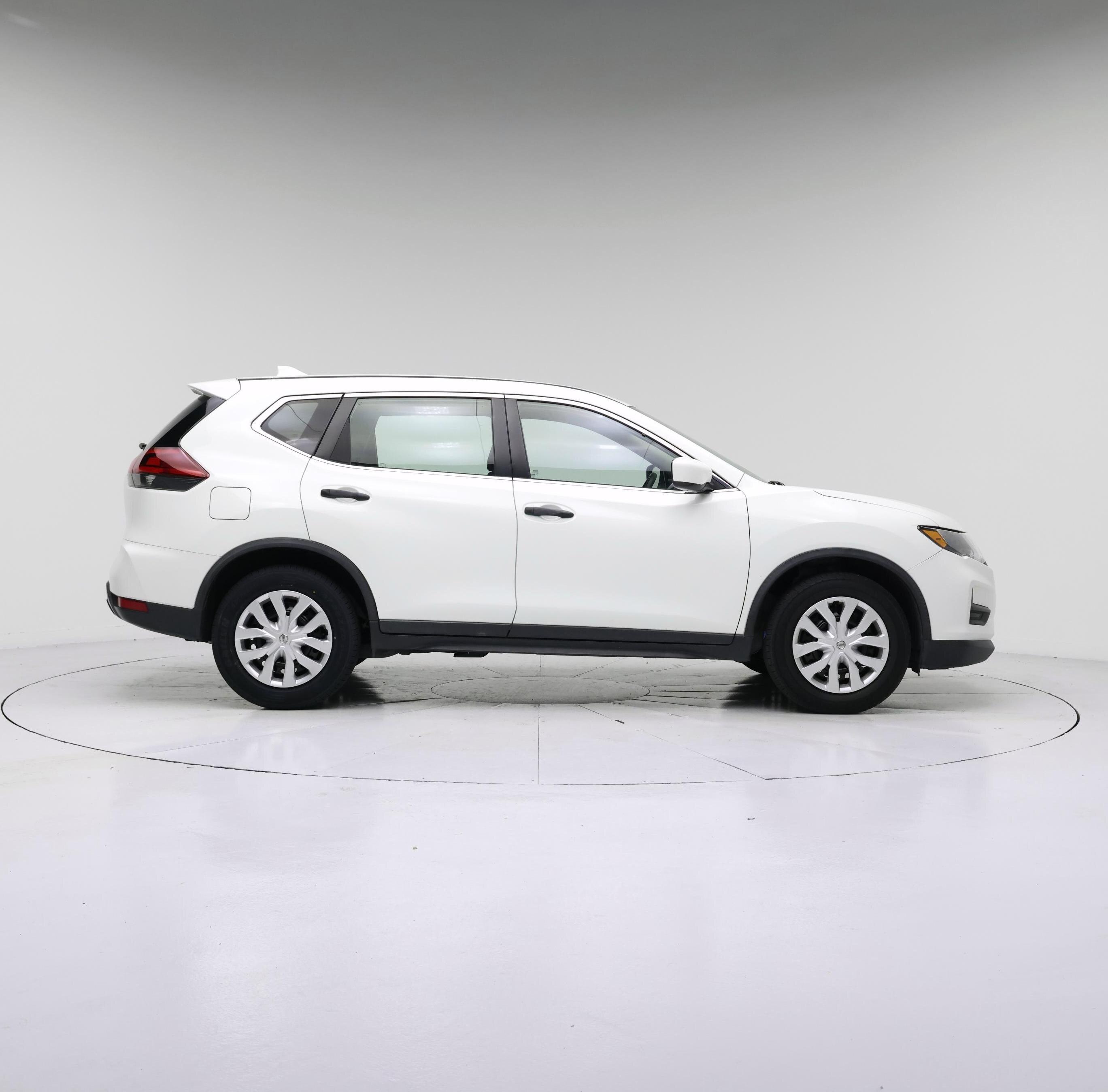 Thumbnail: 2018 Nissan Rogue - 7