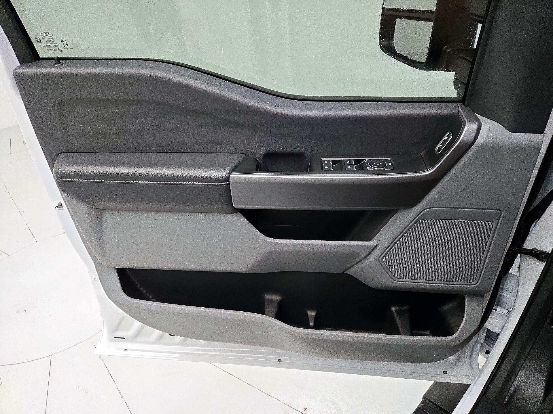 Thumbnail: 2026 Ford F-250 - 10