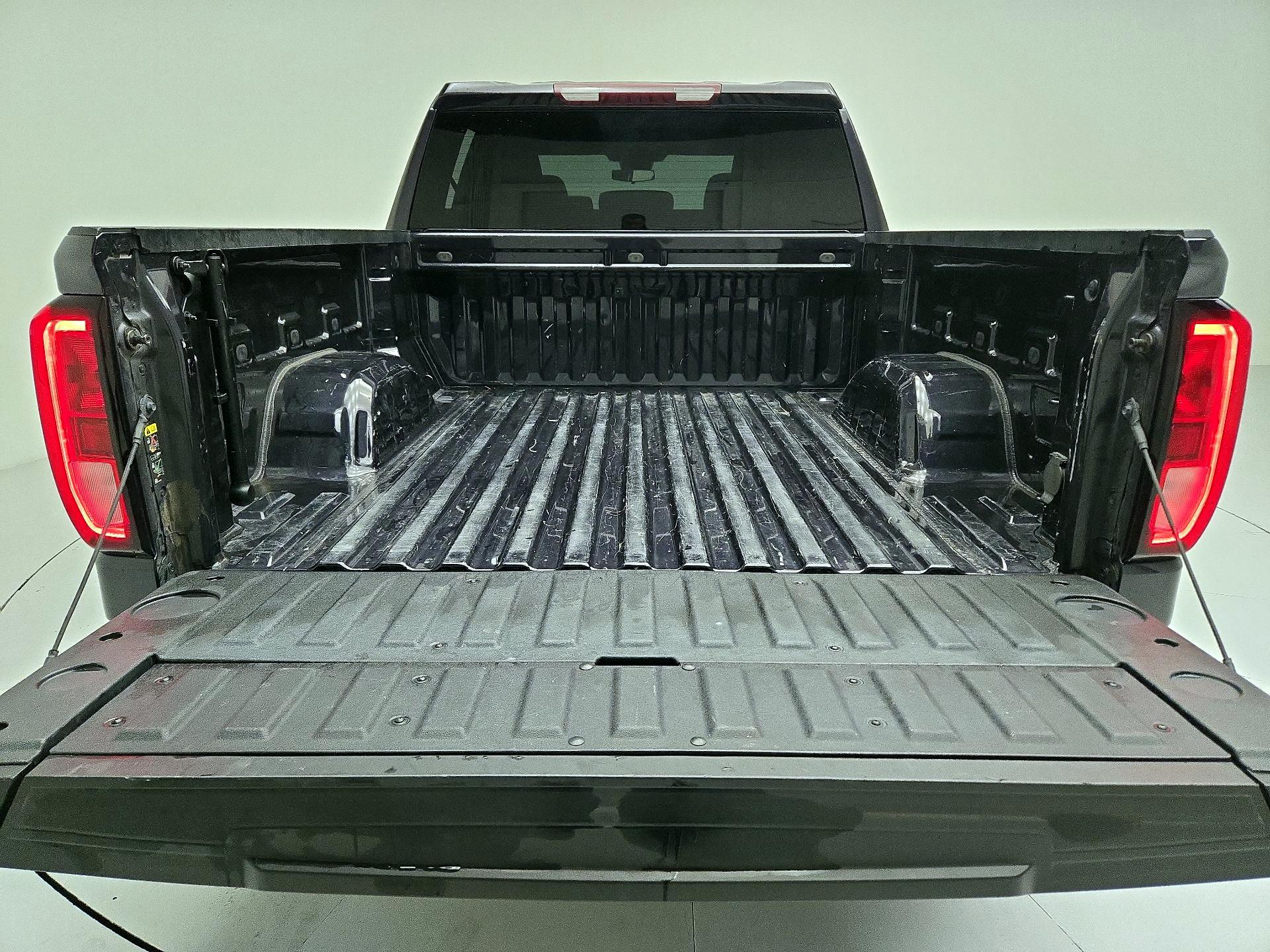 Thumbnail: 2022 GMC Sierra 1500 - 19