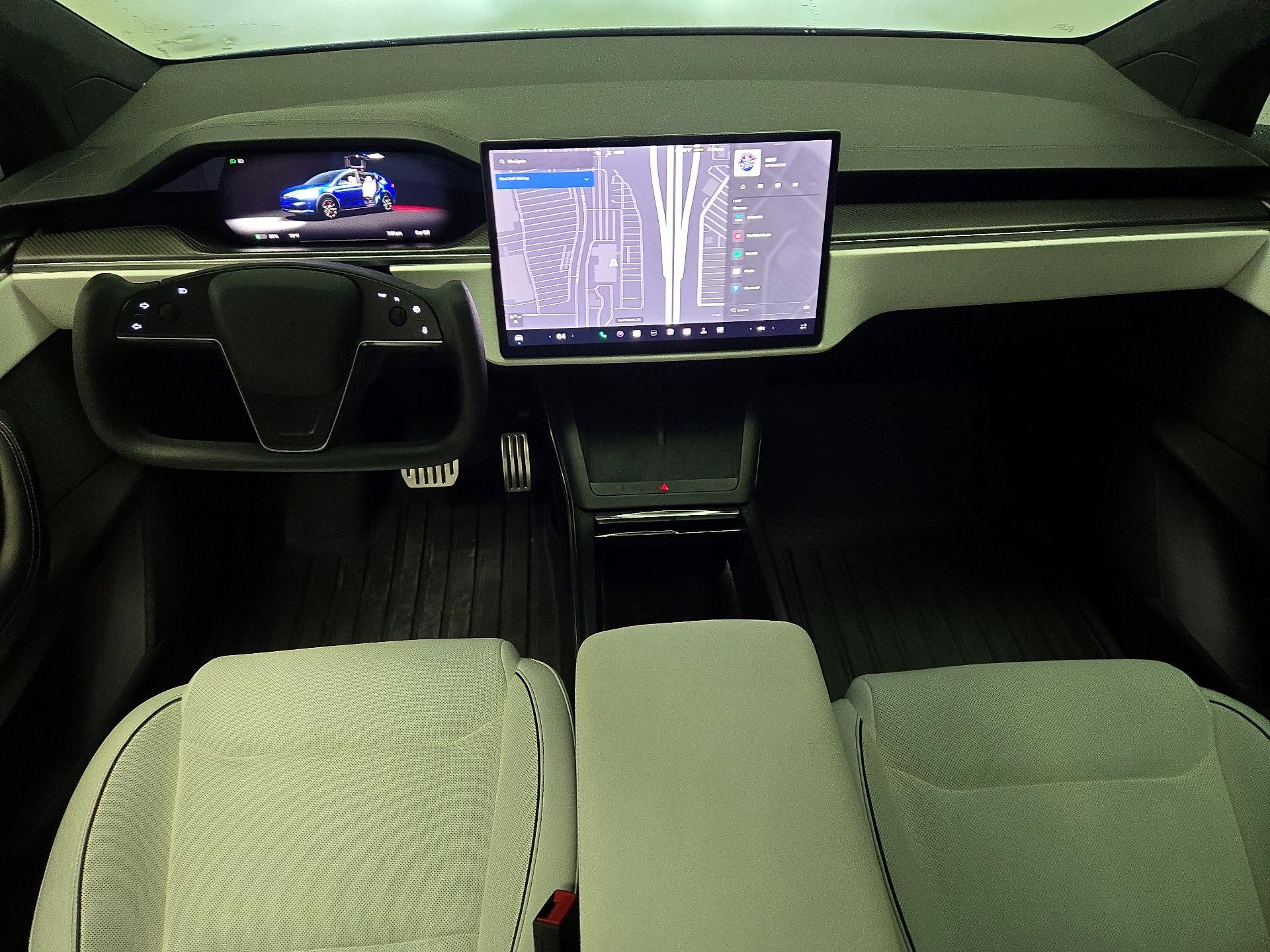 Thumbnail: 2023 Tesla Model X - 9