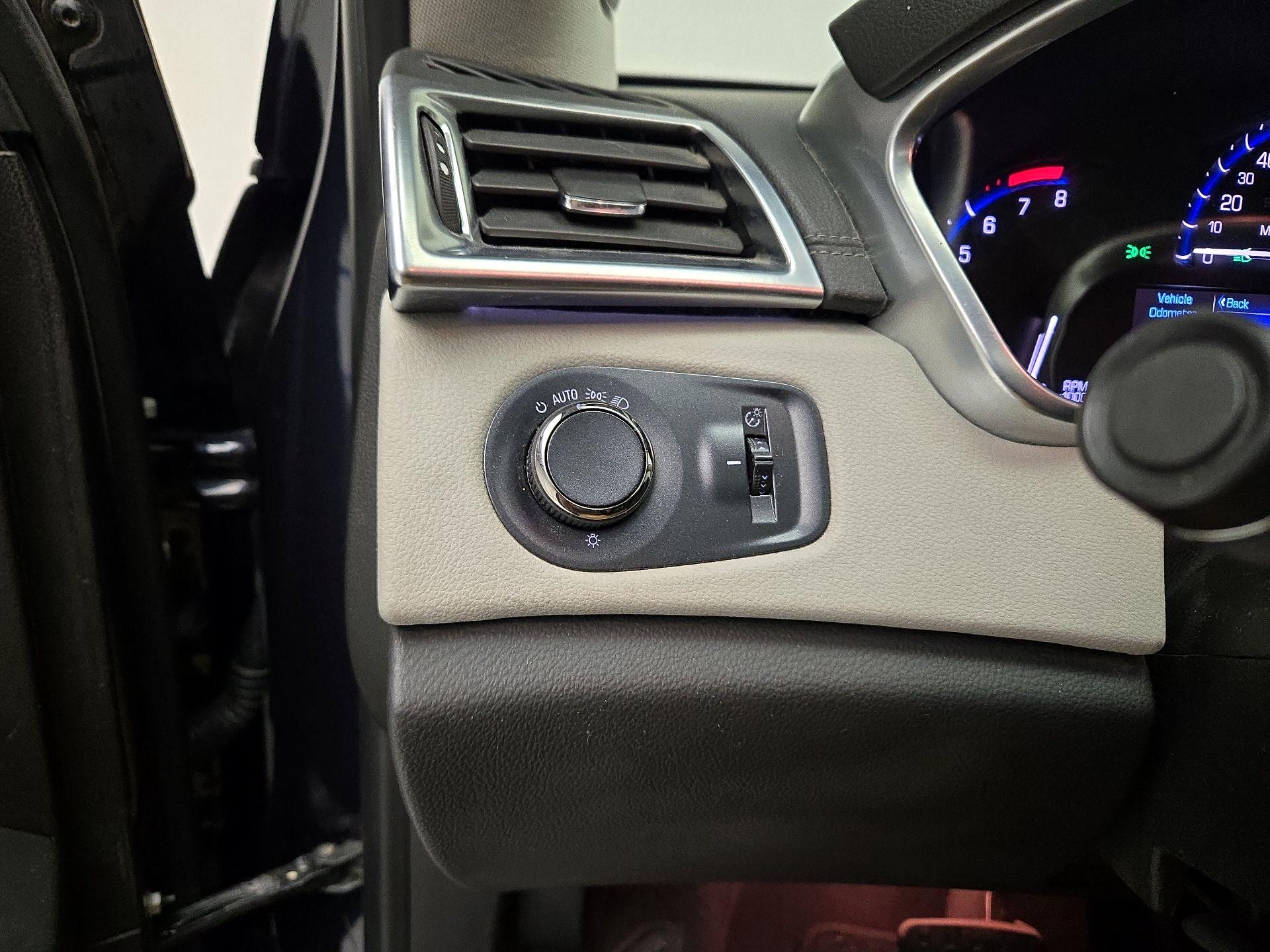 Thumbnail: 2015 Cadillac SRX - 13
