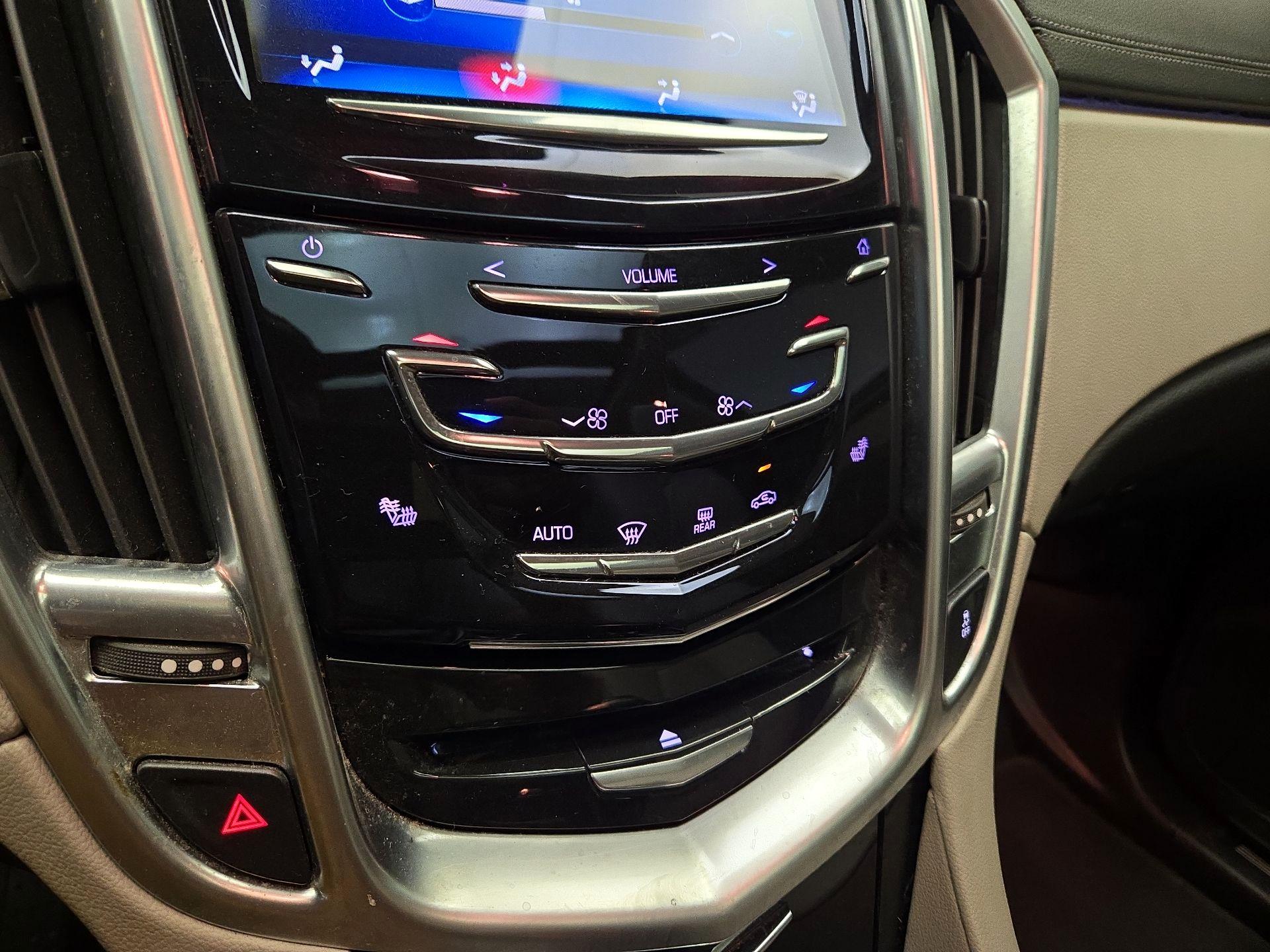 Thumbnail: 2015 Cadillac SRX - 17