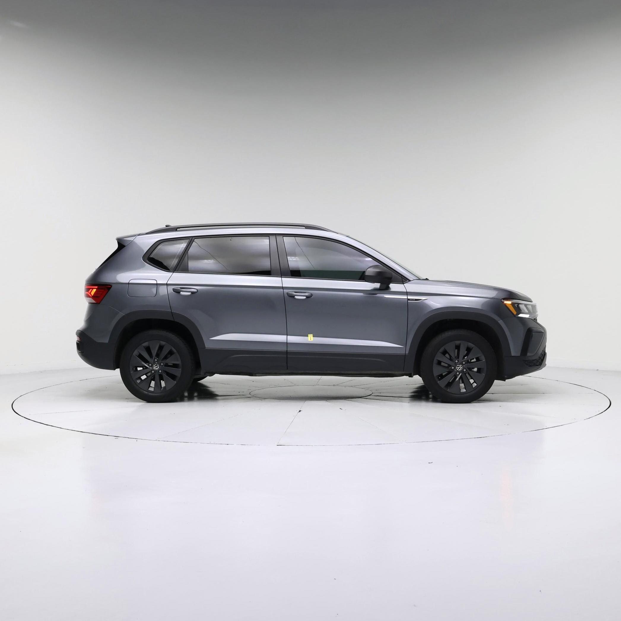 Thumbnail: 2024 Volkswagen Taos - 7