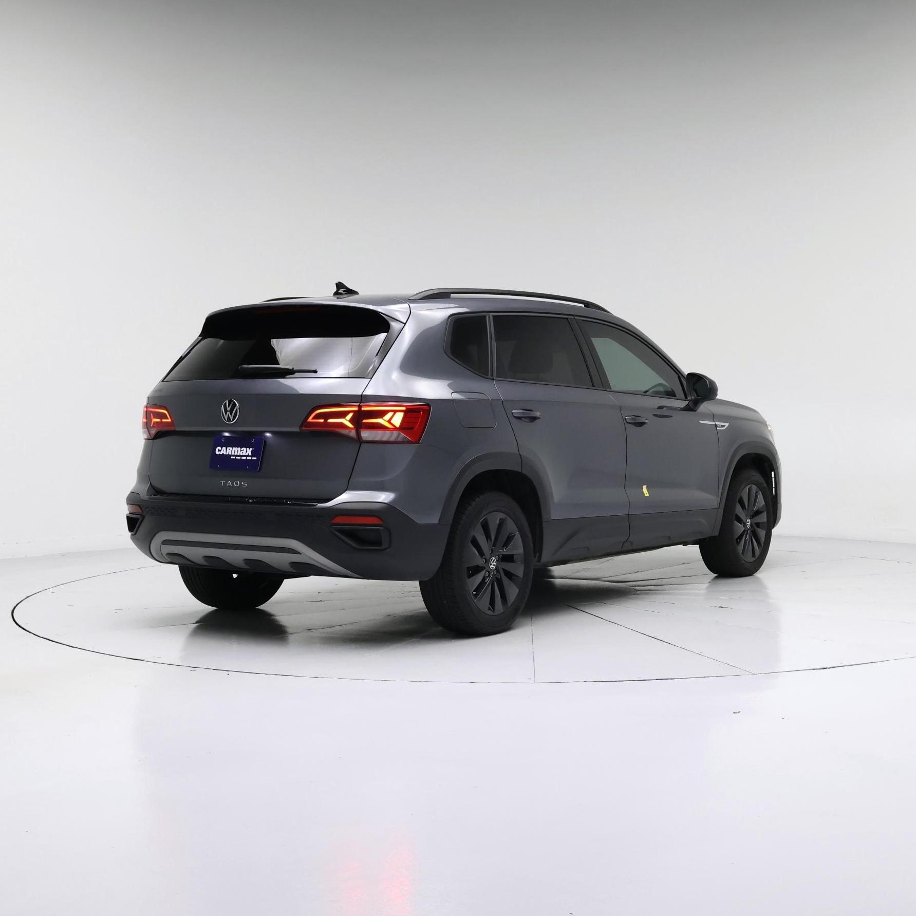 Thumbnail: 2024 Volkswagen Taos - 8