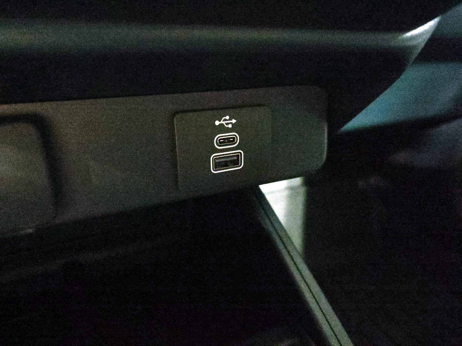 Thumbnail: 2026 Ford Maverick - 18