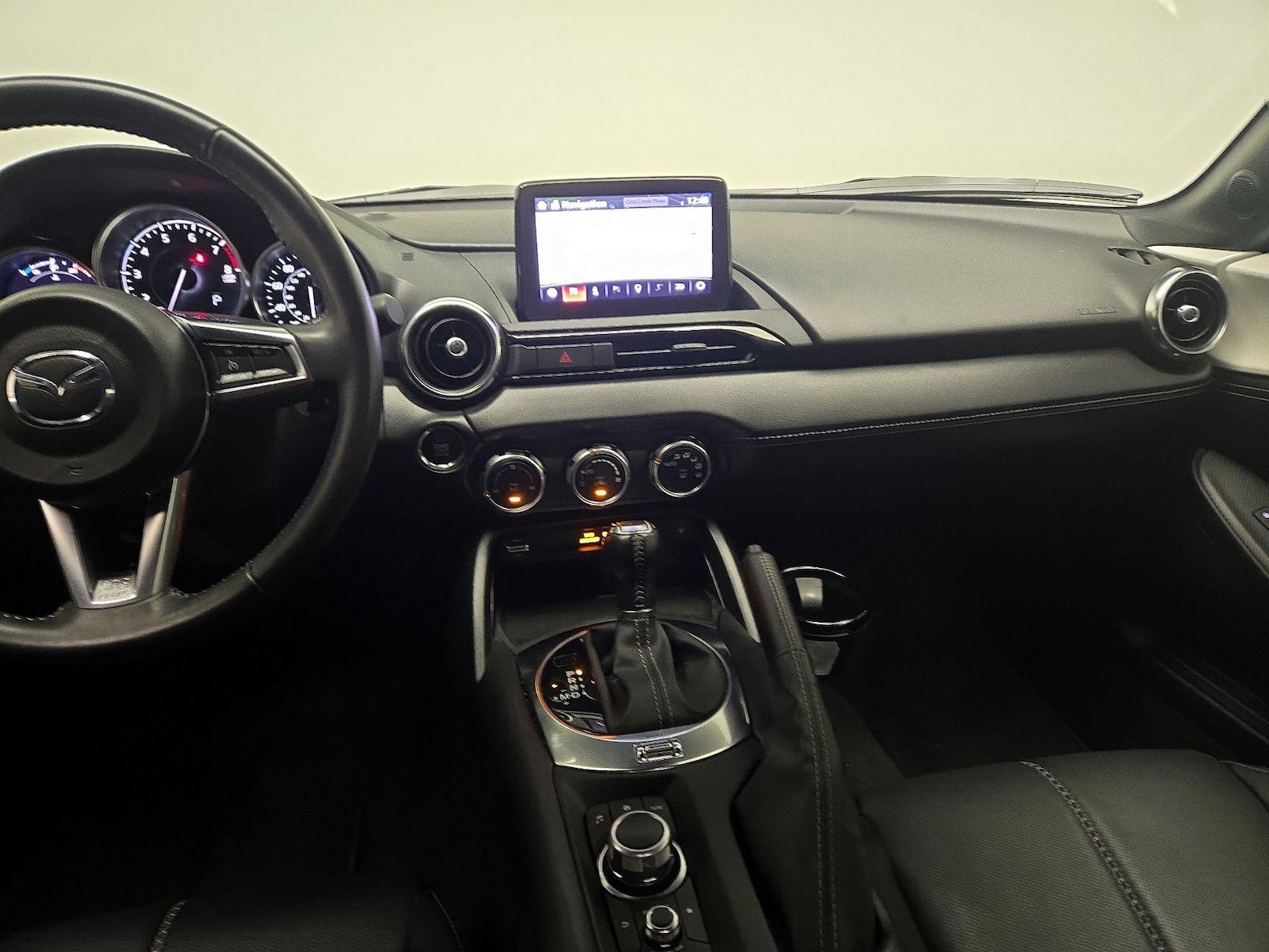 2022 Mazda MX-5 Miata RF Grand Touring - Photo 10