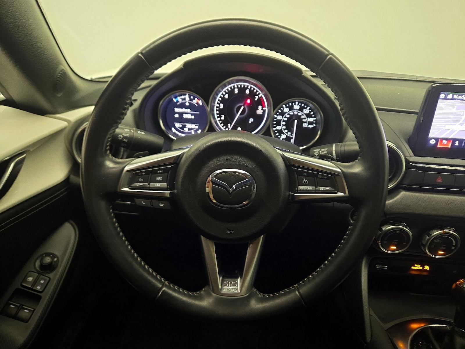 2022 Mazda MX-5 Miata RF Grand Touring - Photo 11