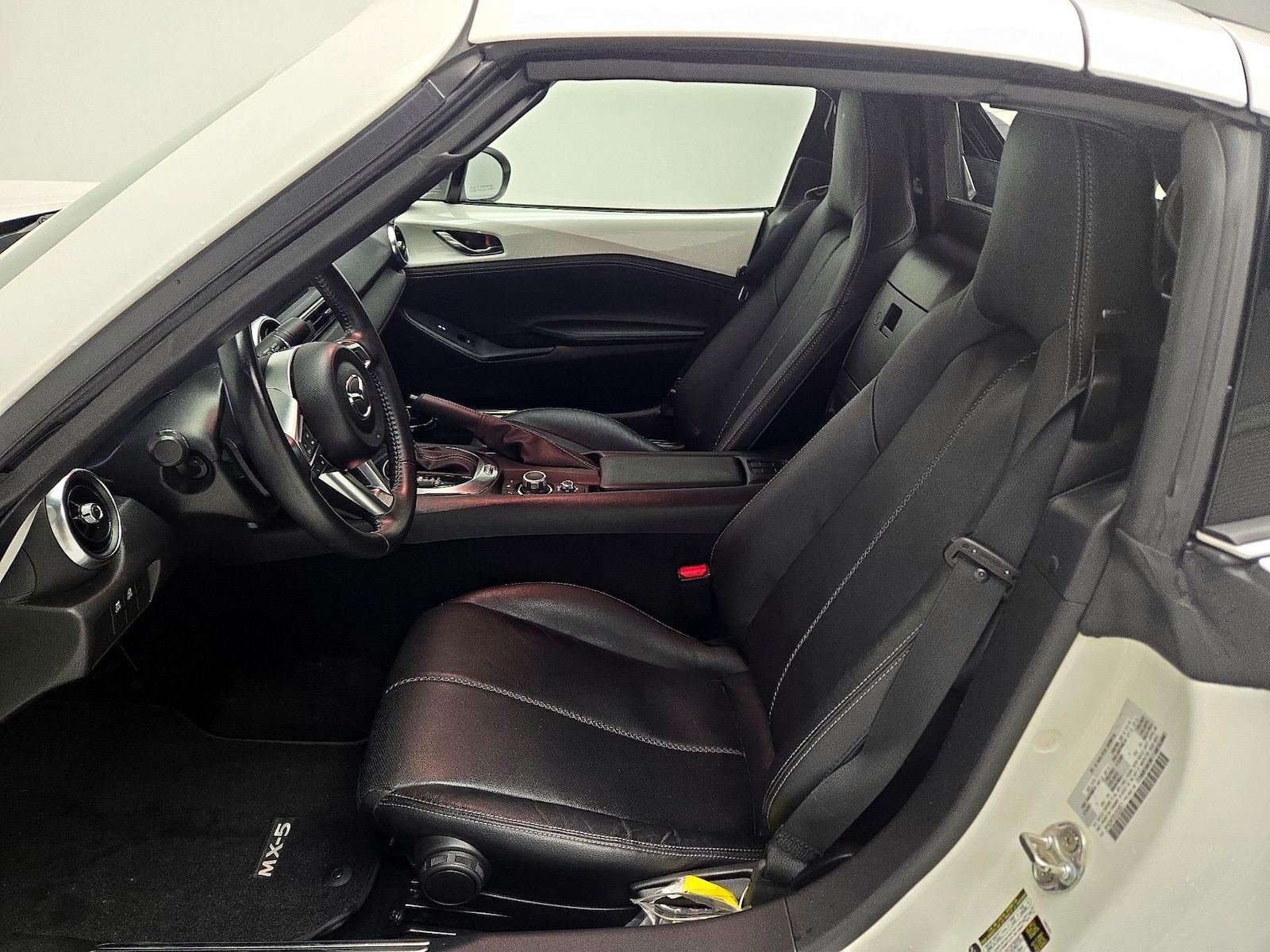2022 Mazda MX-5 Miata RF Grand Touring - Photo 12