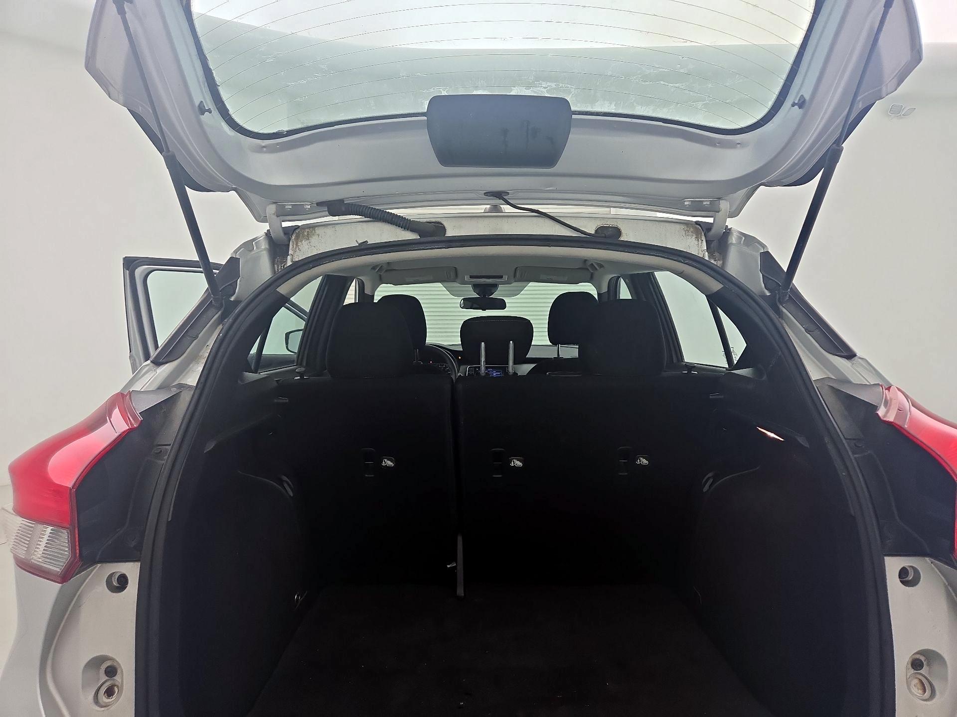 Thumbnail: 2020 Nissan Kicks - 19