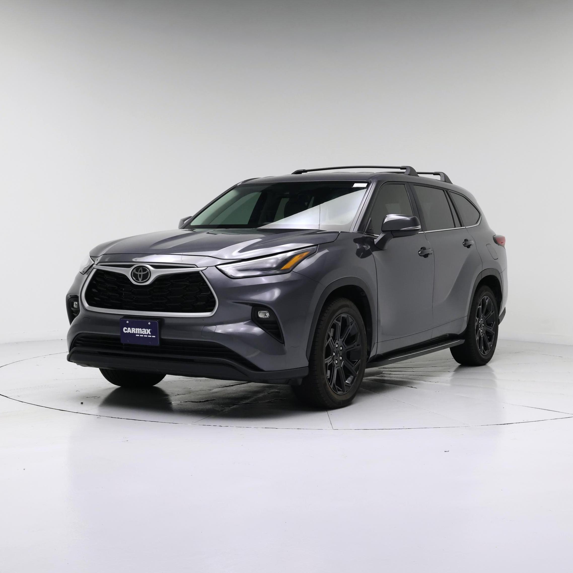Thumbnail: 2023 Toyota Highlander - 4