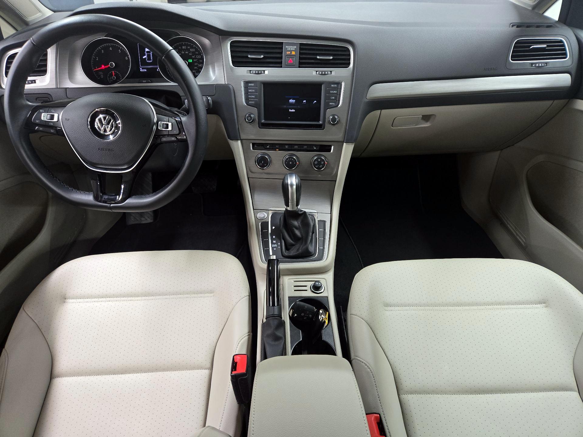 Thumbnail: 2017 Volkswagen Golf - 9