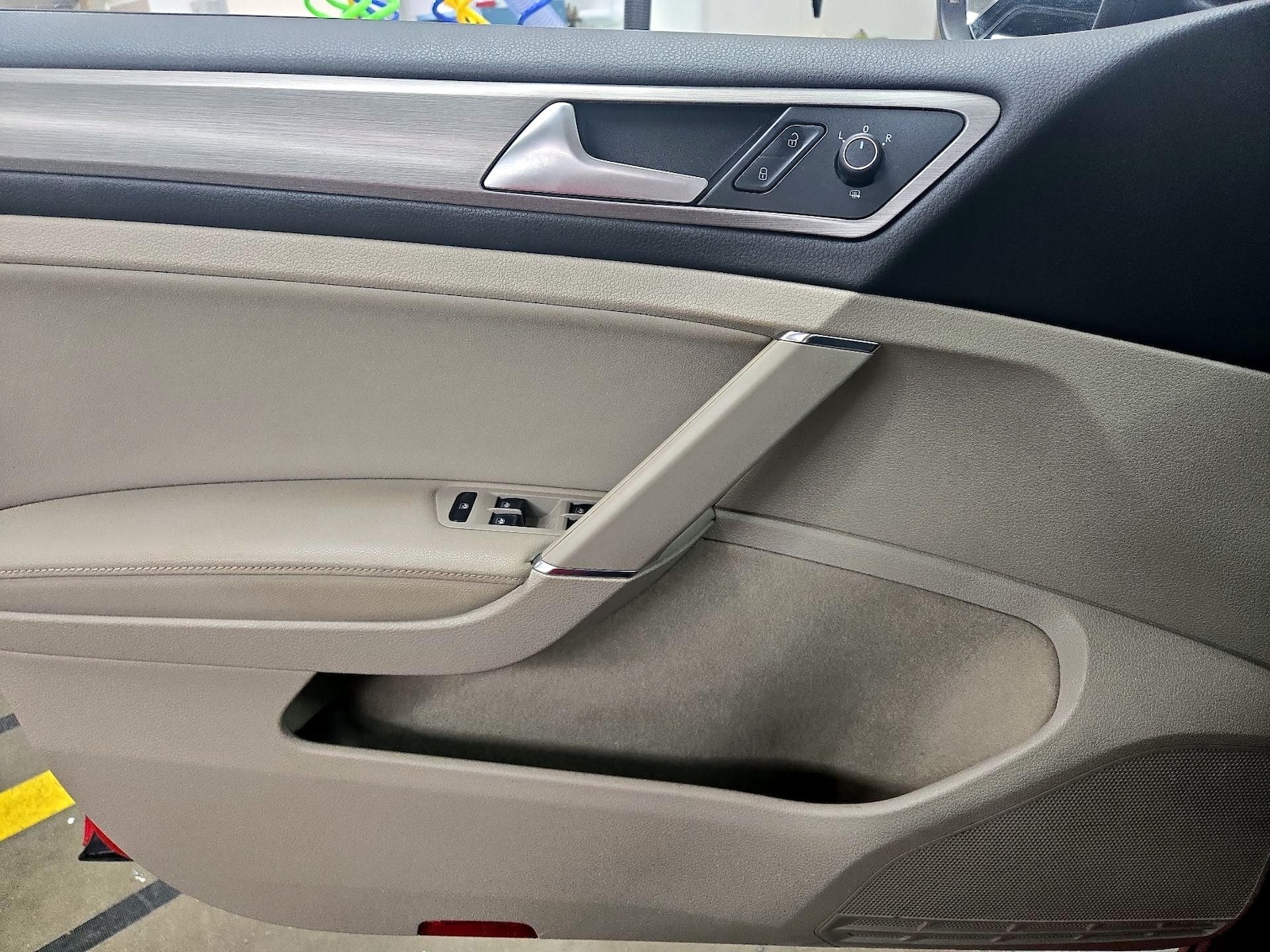2017 Volkswagen Golf Wolfsburg Edition - Photo 13