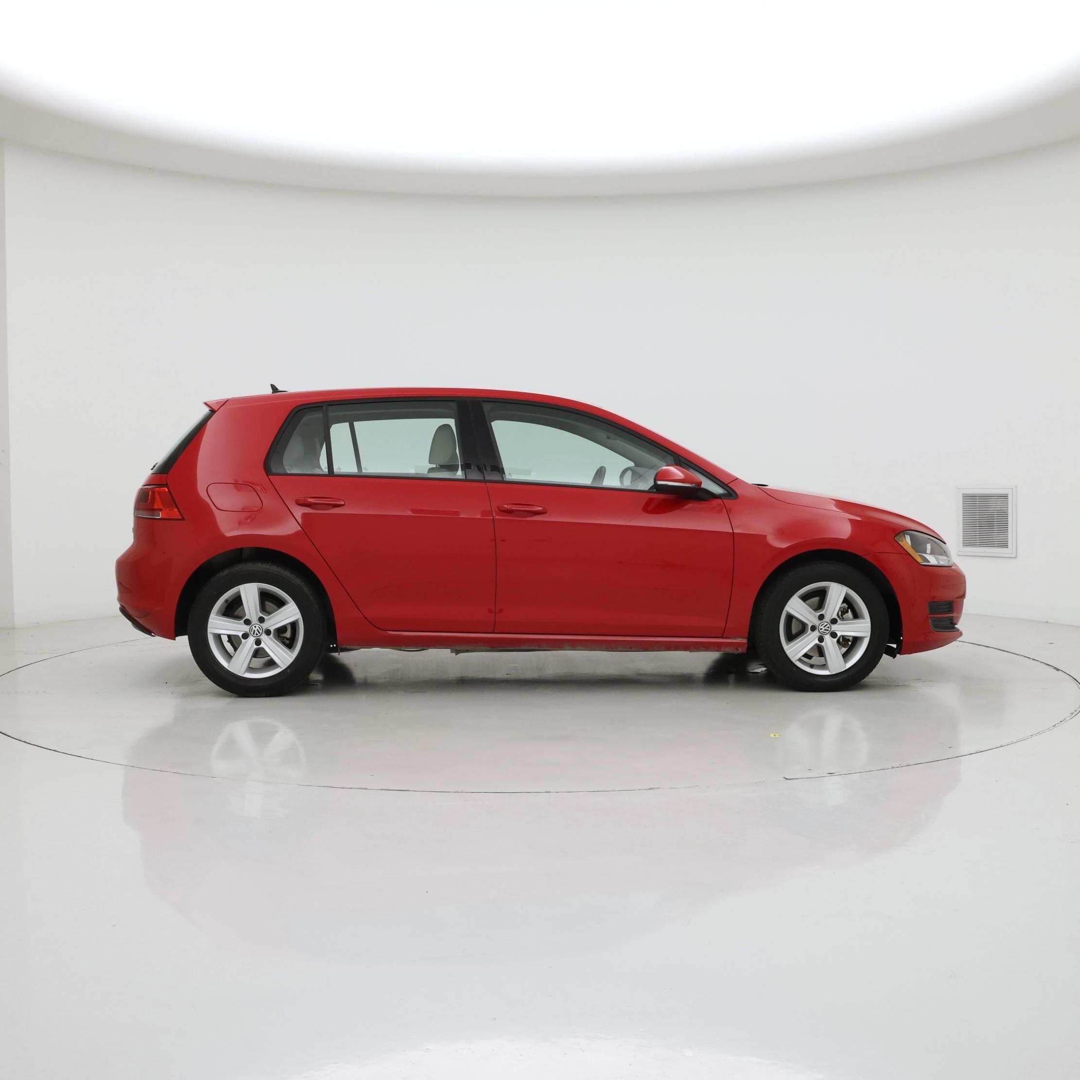 Thumbnail: 2017 Volkswagen Golf - 7