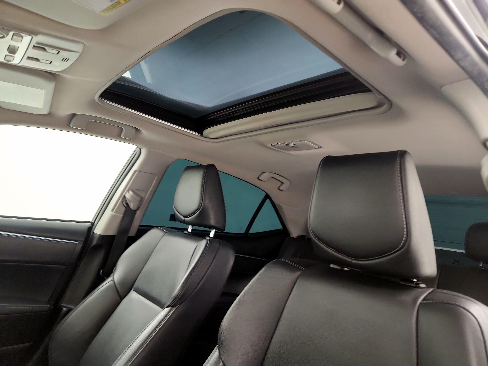 Thumbnail: 2016 Toyota Corolla - 19