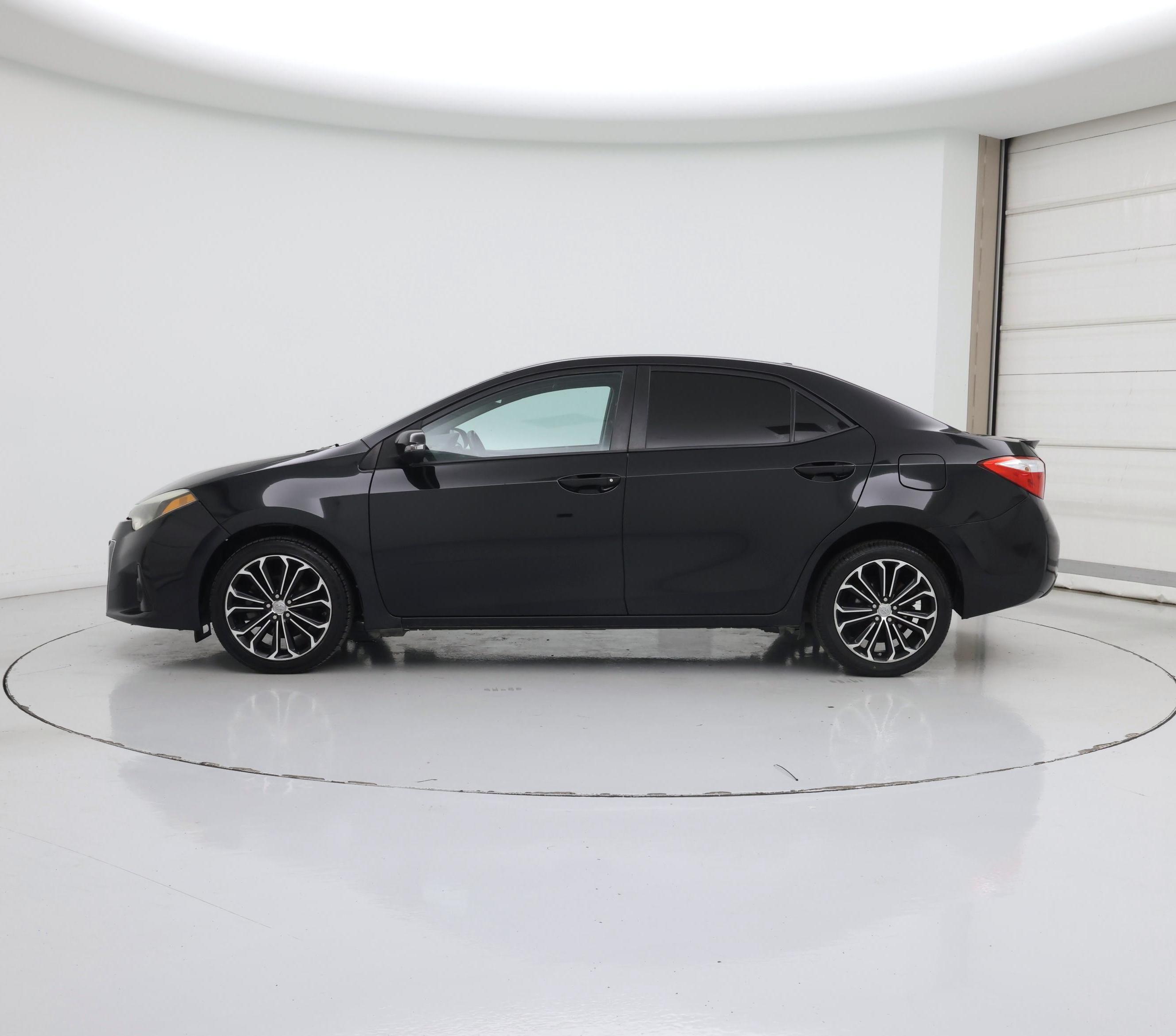 Thumbnail: 2016 Toyota Corolla - 3