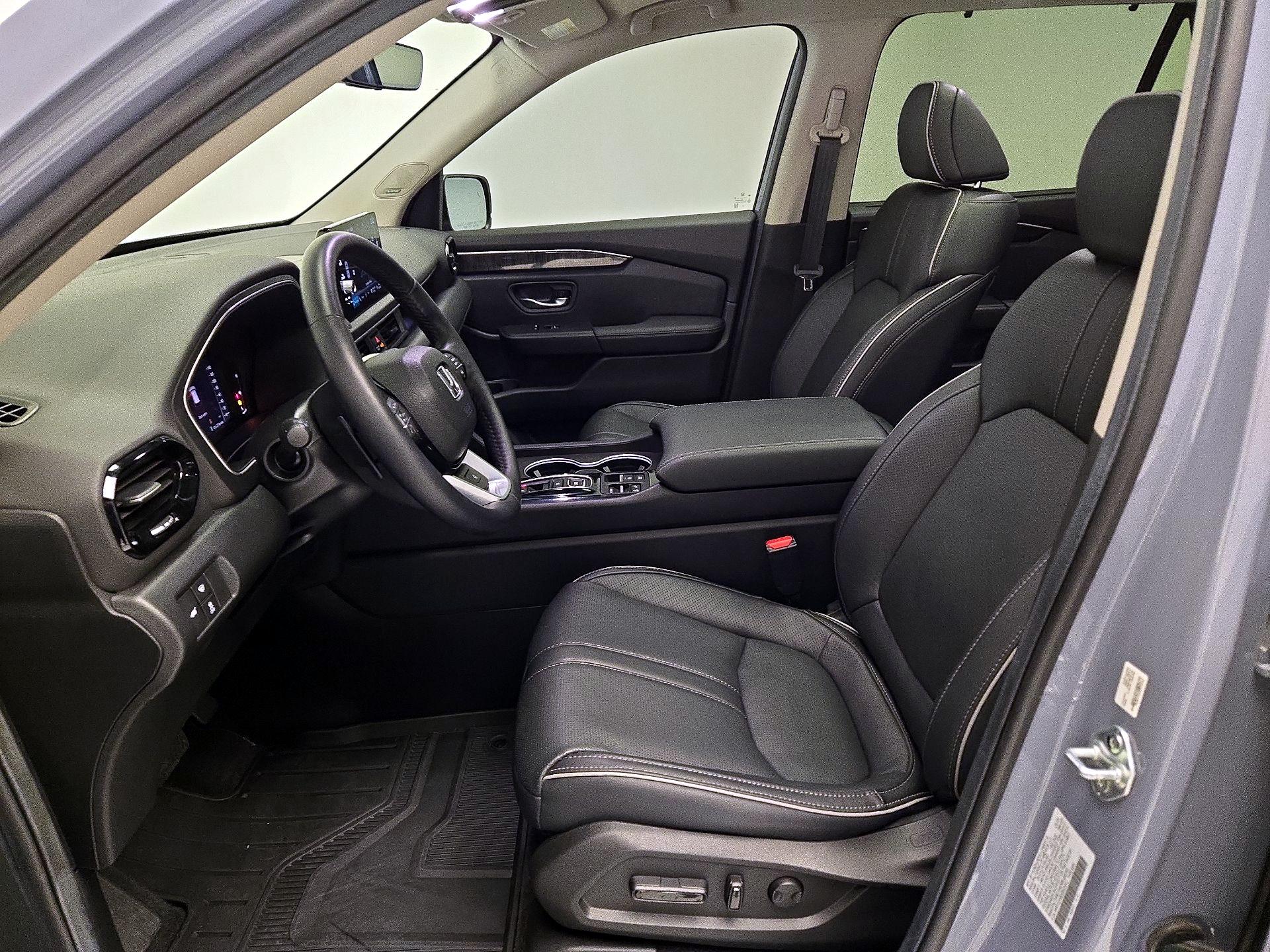 Thumbnail: 2025 Honda Pilot - 11