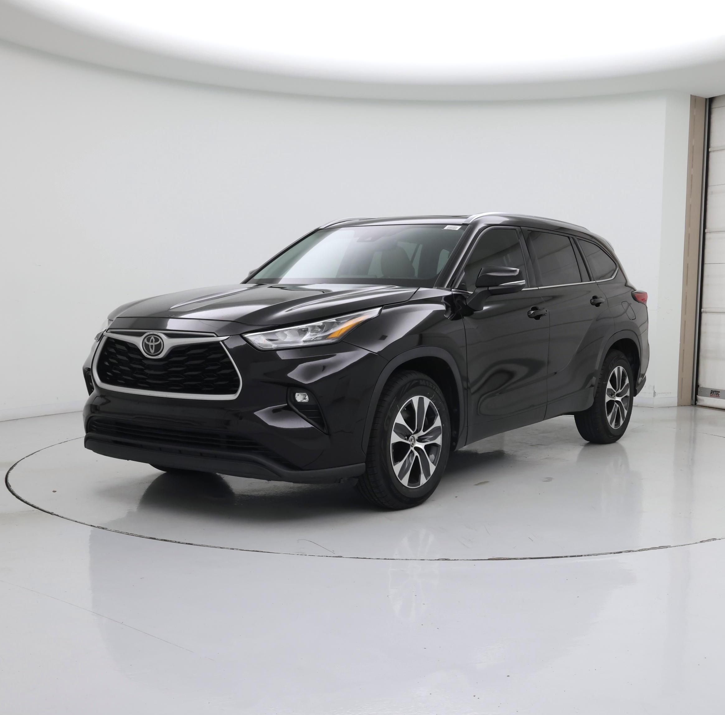 Thumbnail: 2020 Toyota Highlander - 4