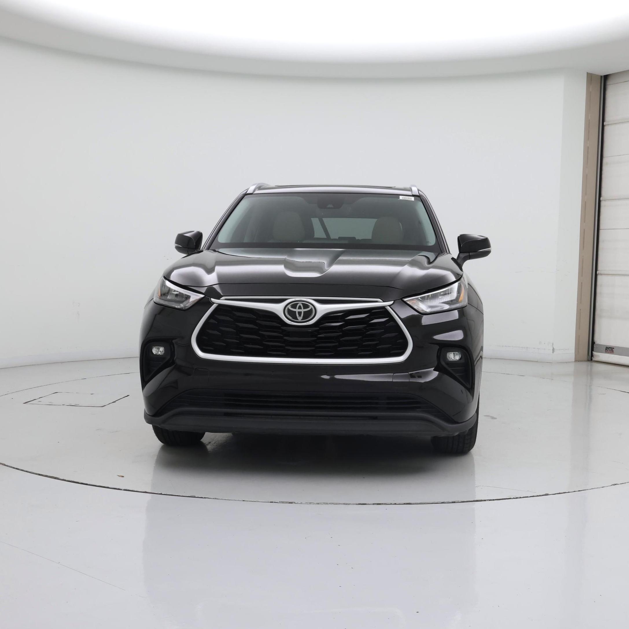 Thumbnail: 2020 Toyota Highlander - 5