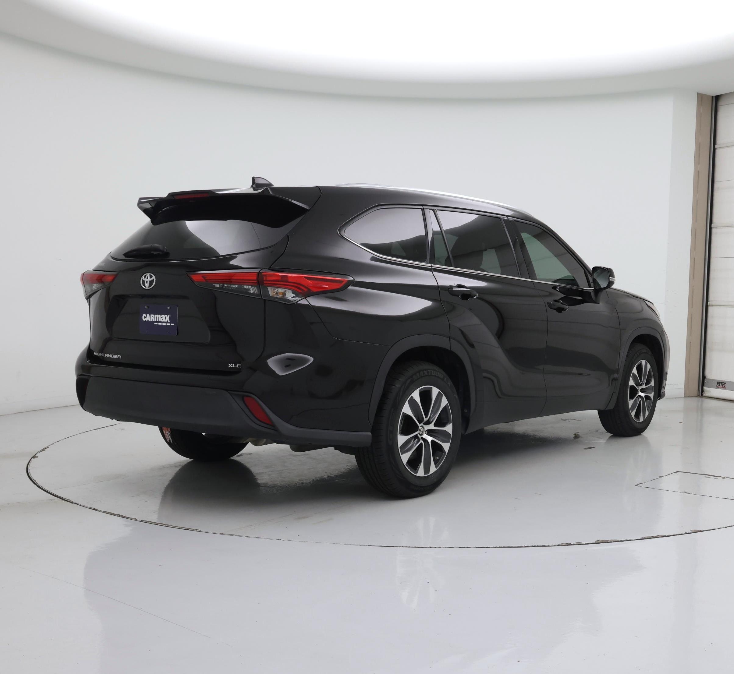 Thumbnail: 2020 Toyota Highlander - 8