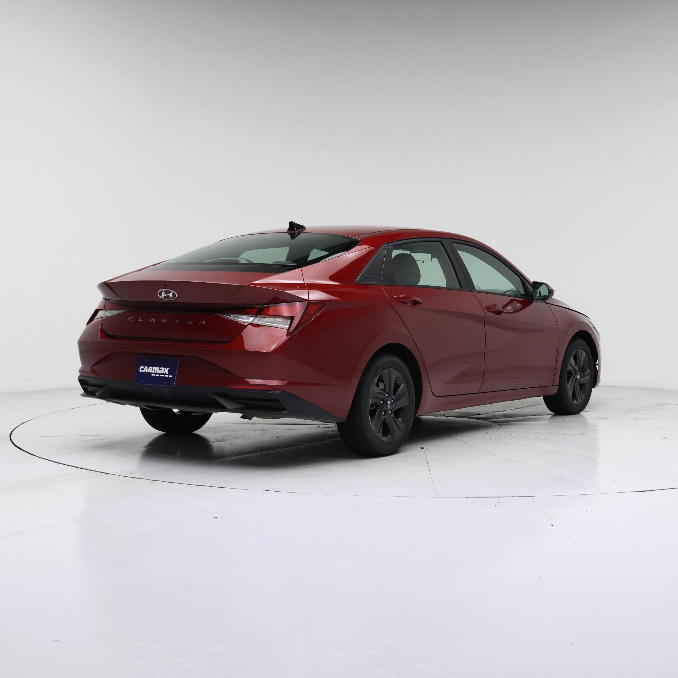 Thumbnail: 2023 Hyundai Elantra - 8
