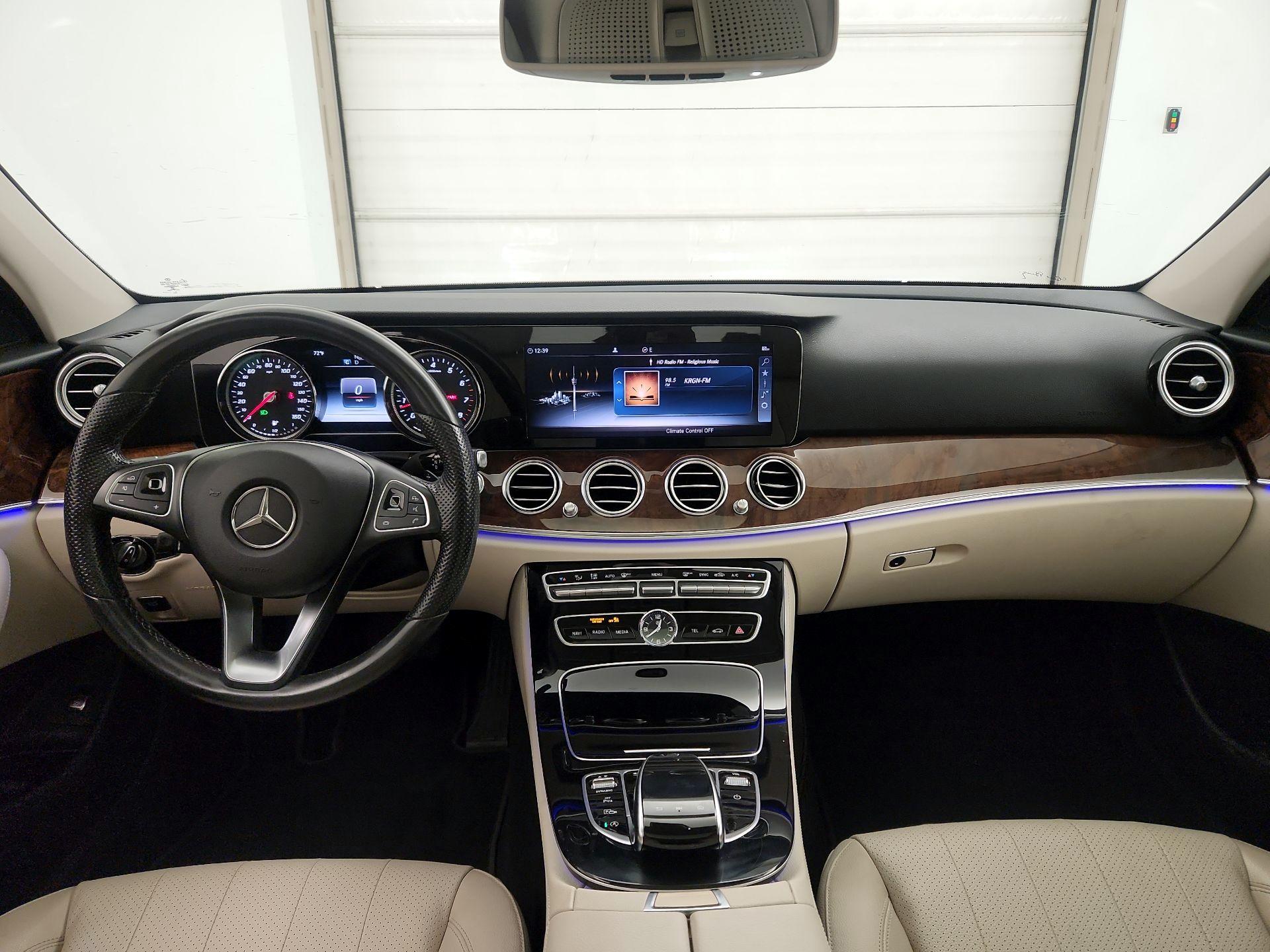 Thumbnail: 2018 Mercedes-Benz E-Class - 9