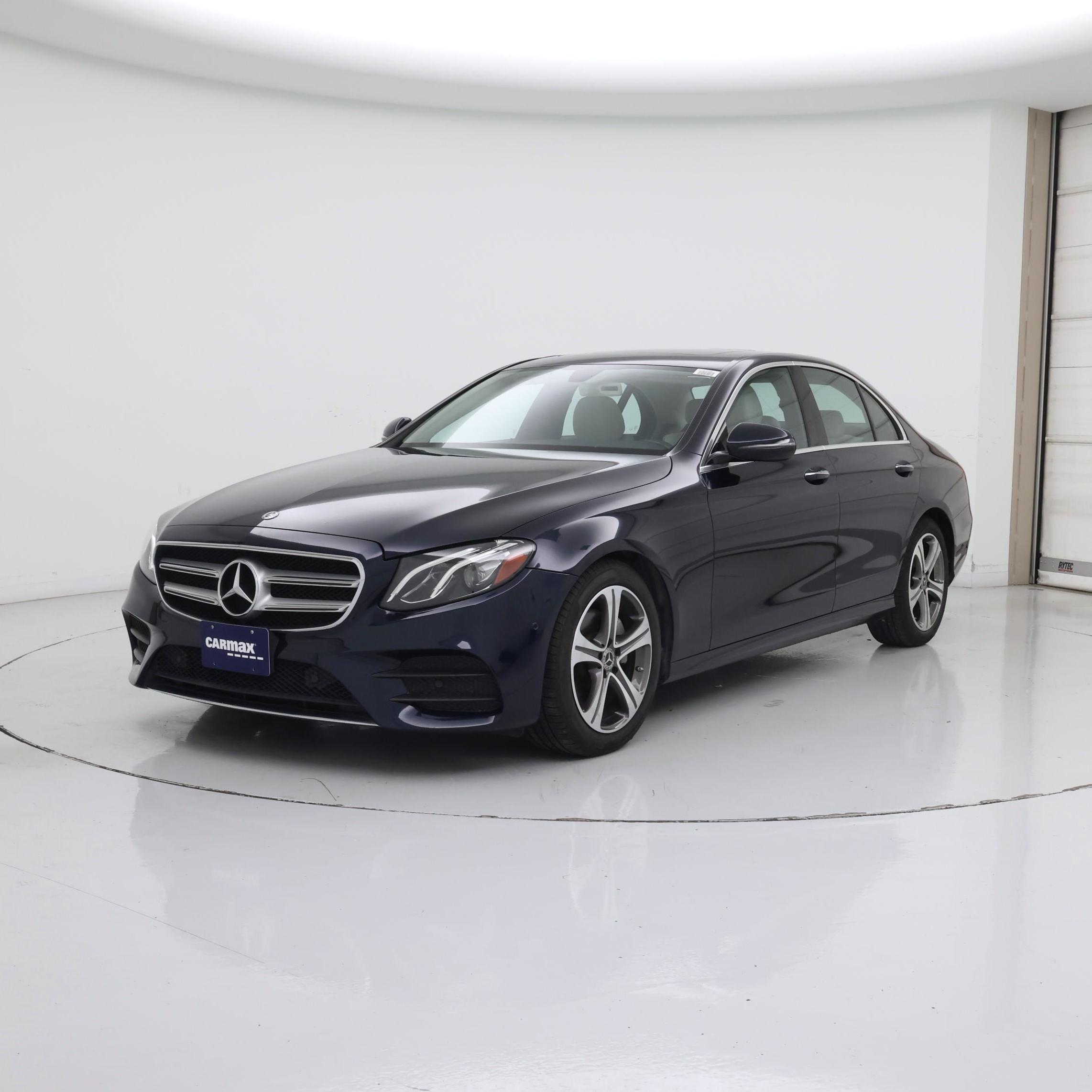 Thumbnail: 2018 Mercedes-Benz E-Class - 4
