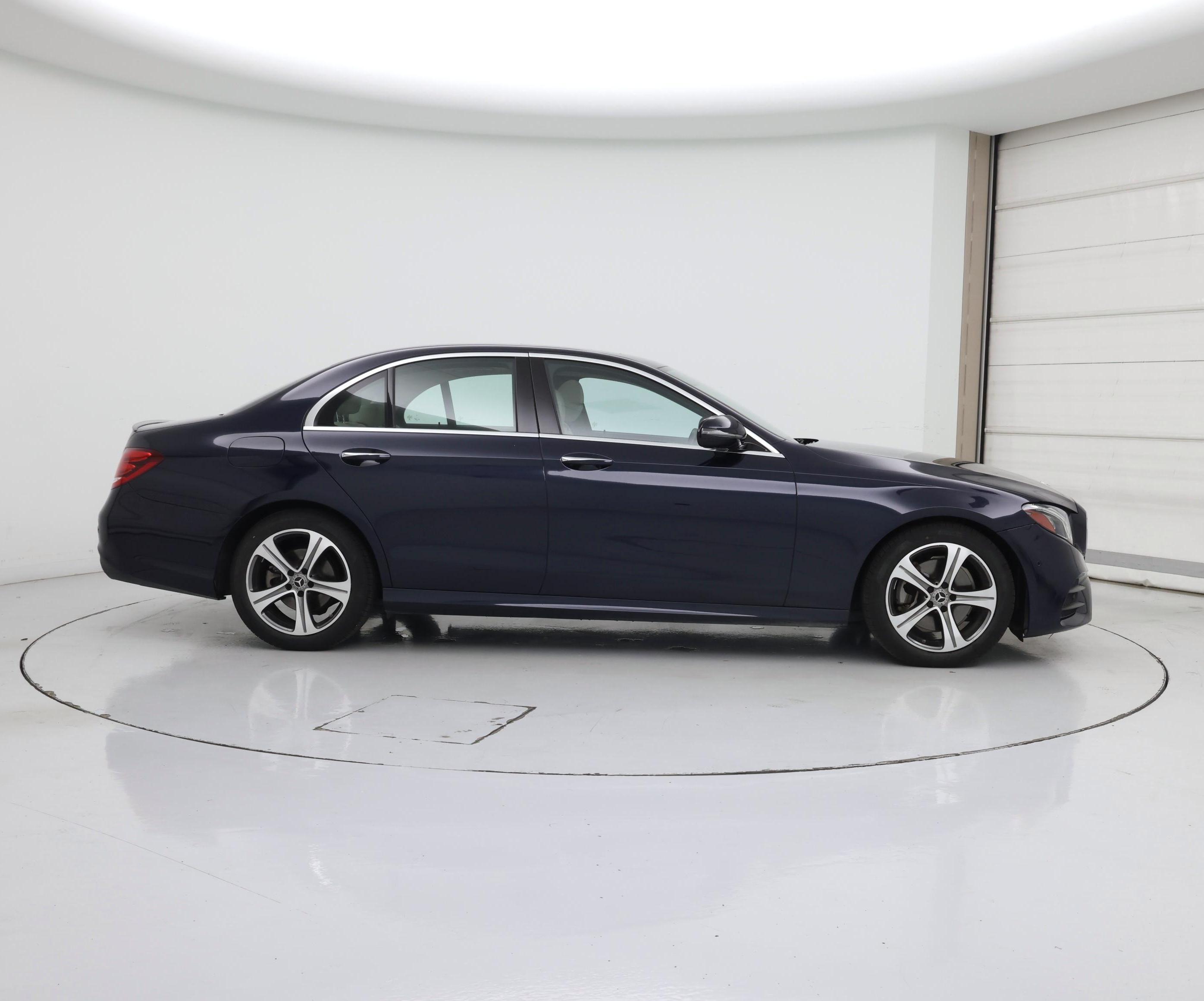 Thumbnail: 2018 Mercedes-Benz E-Class - 7
