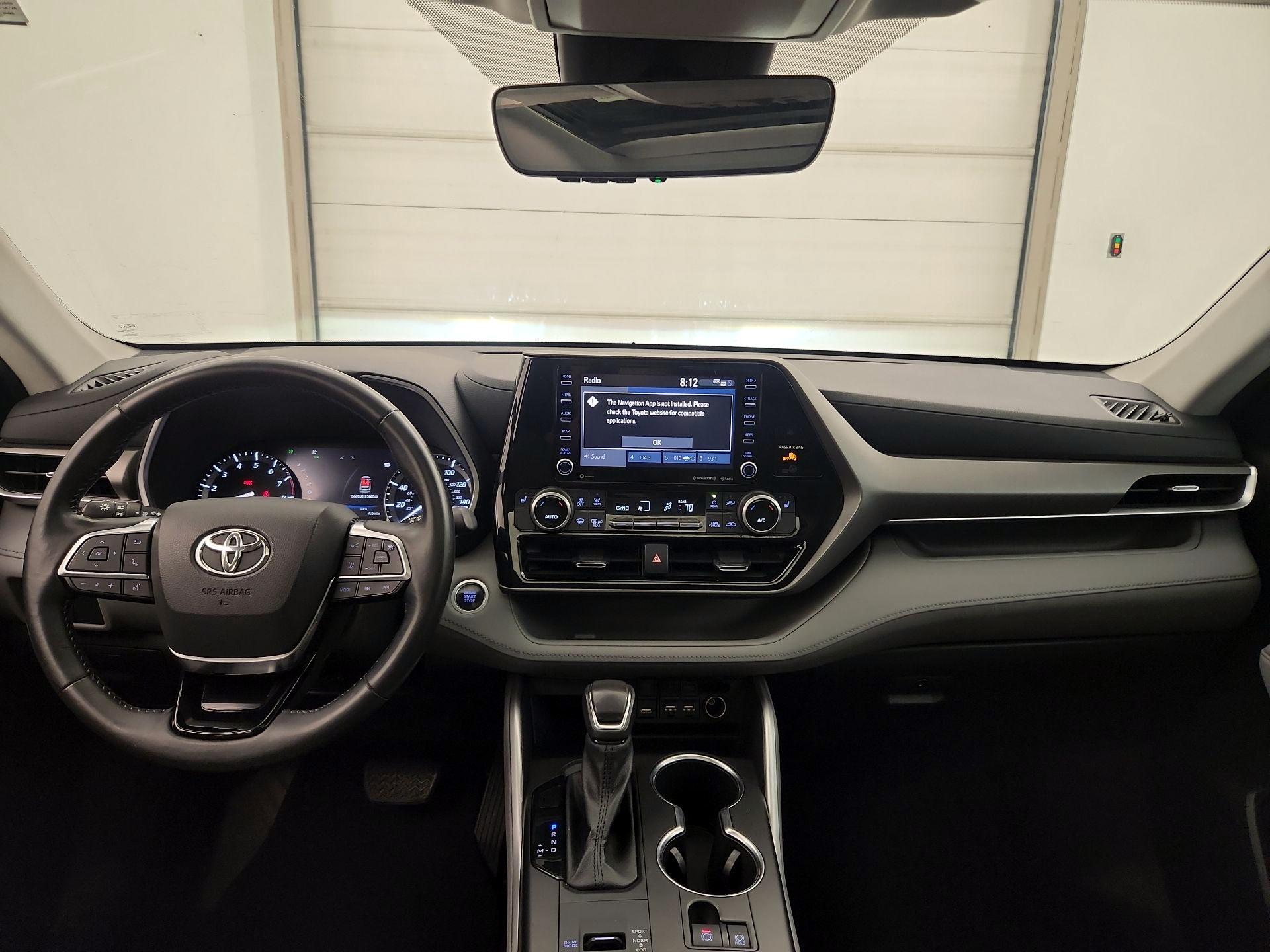 Thumbnail: 2021 Toyota Highlander - 9