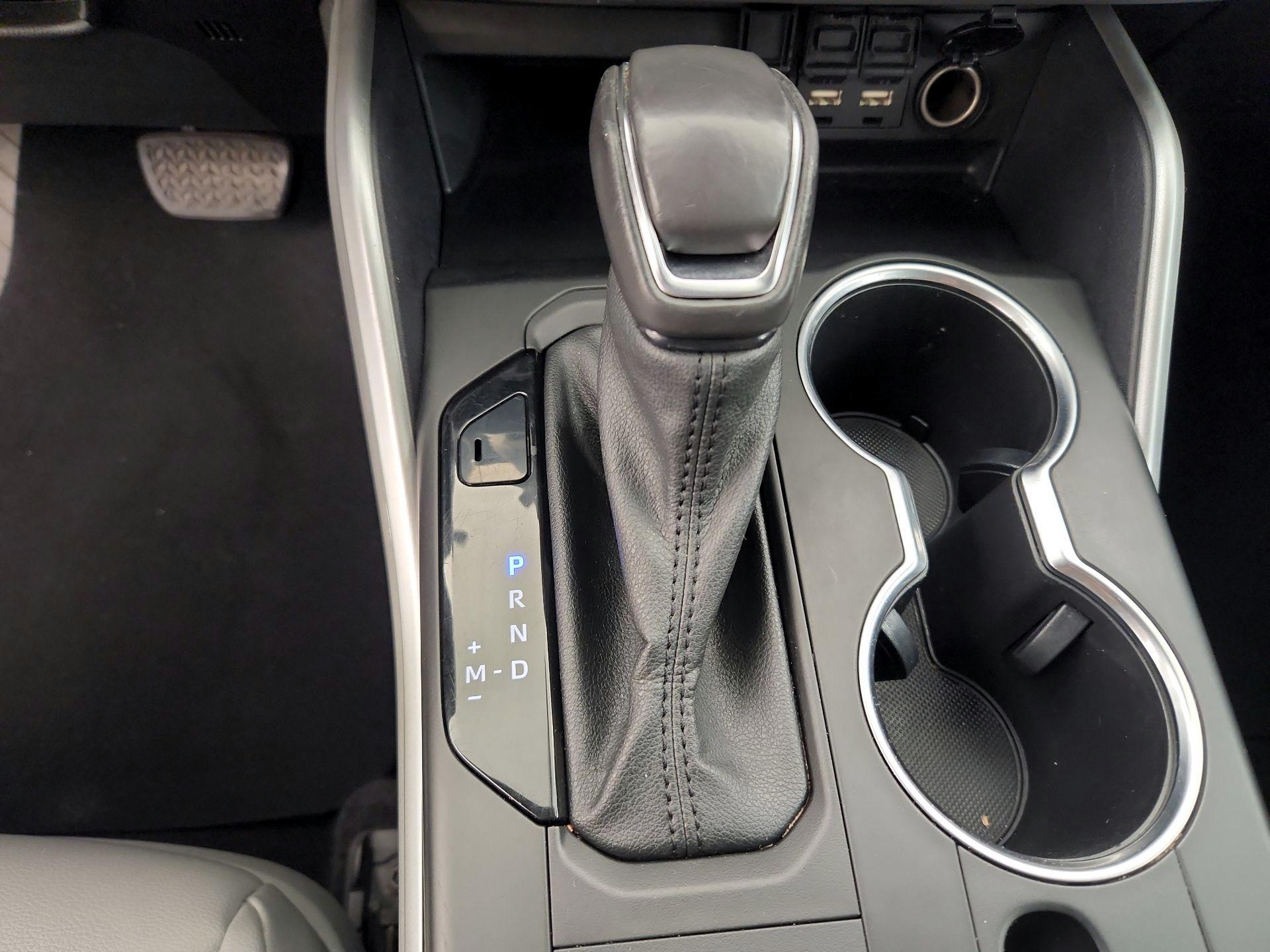 Thumbnail: 2021 Toyota Highlander - 17