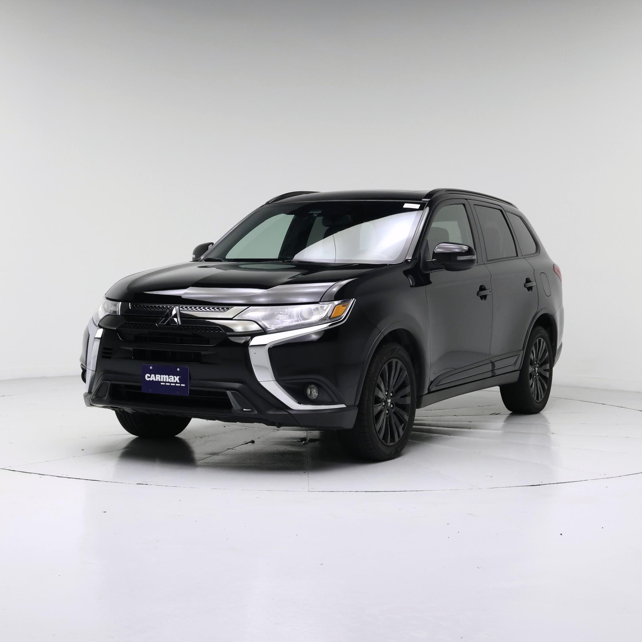 Thumbnail: 2020 Mitsubishi Outlander - 4
