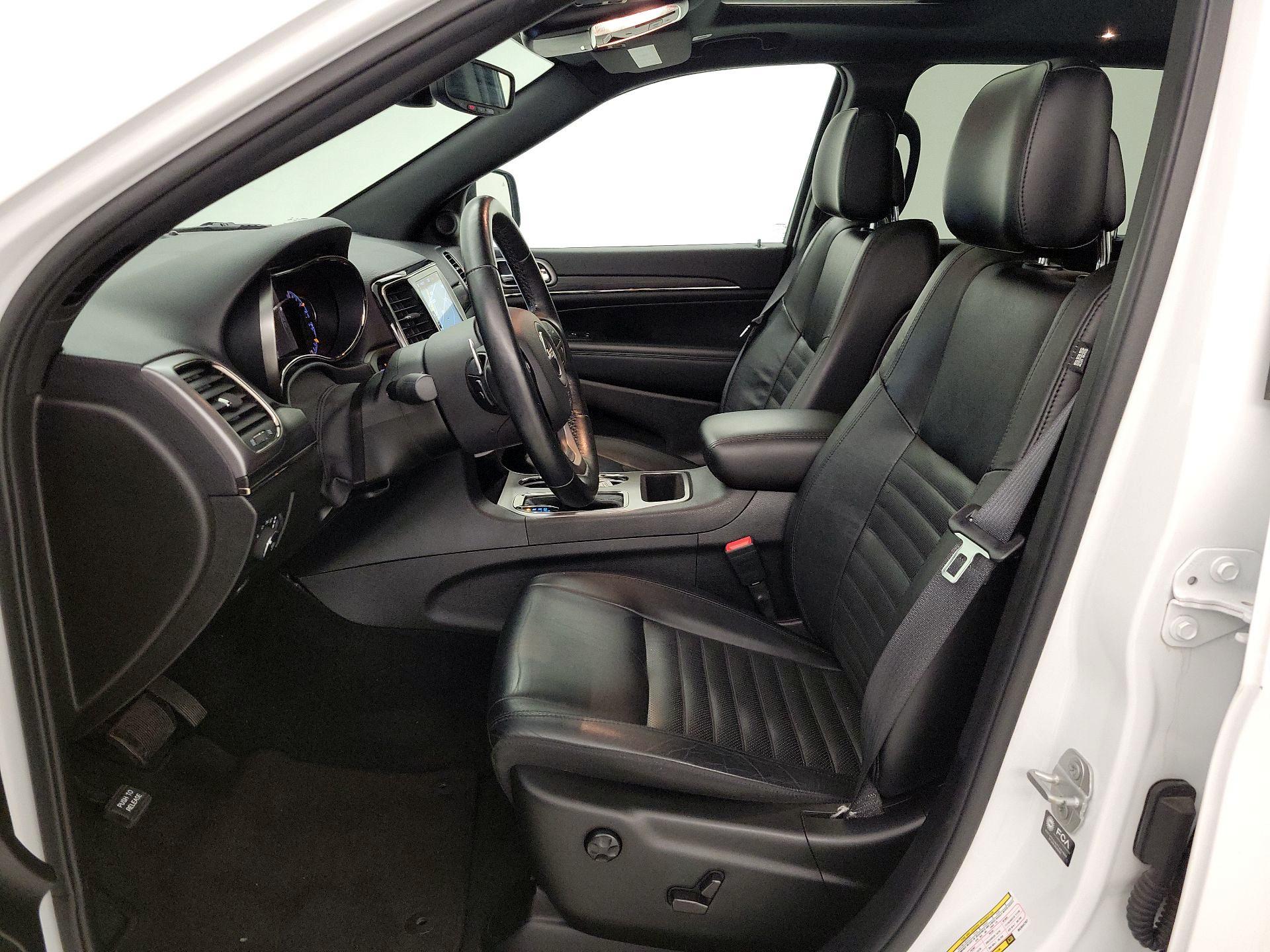 Thumbnail: 2021 Jeep Grand Cherokee - 11