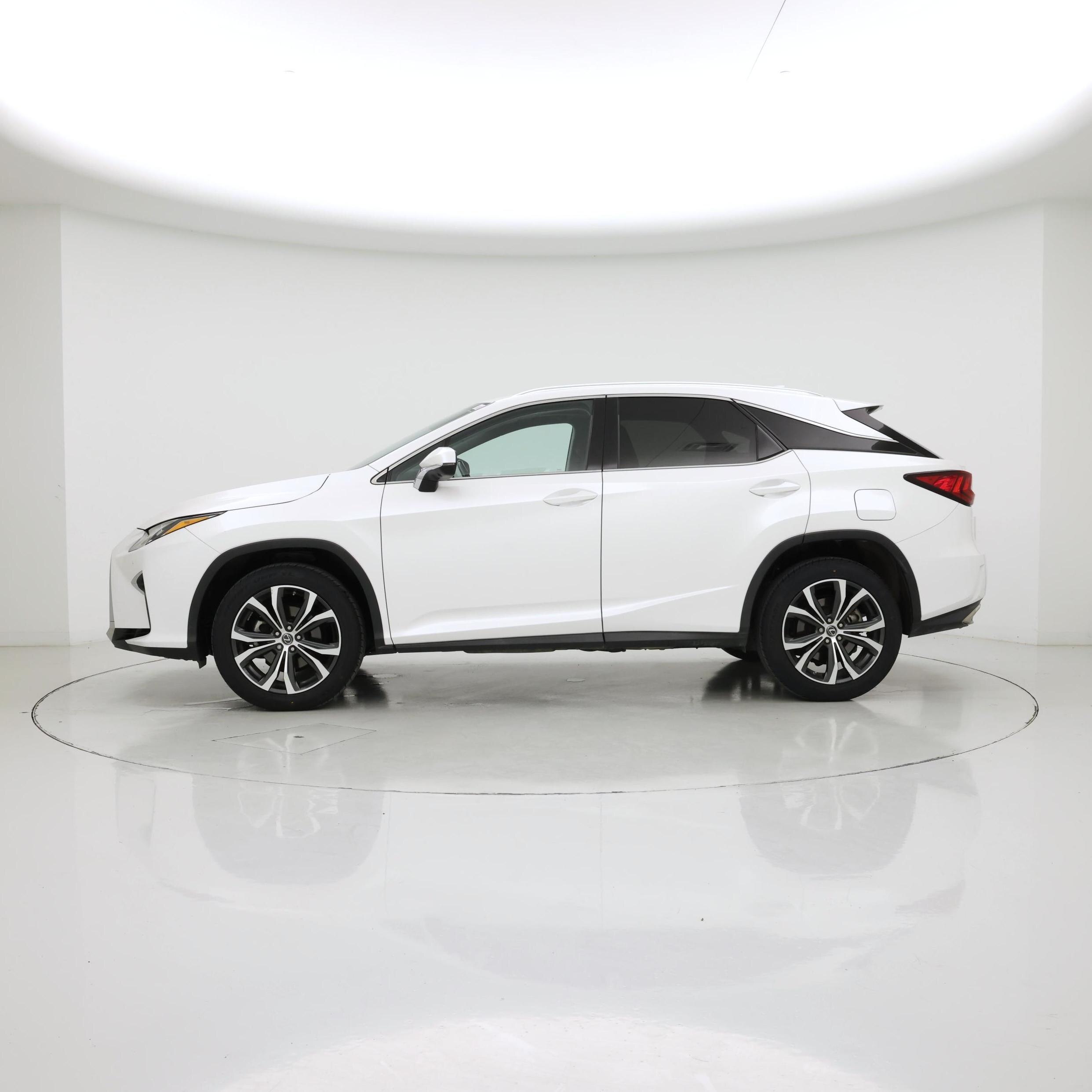 Thumbnail: 2019 Lexus RX - 3