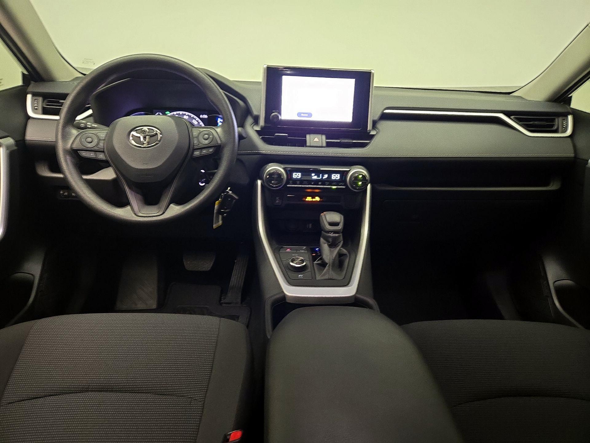 Thumbnail: 2025 Toyota RAV4 - 9