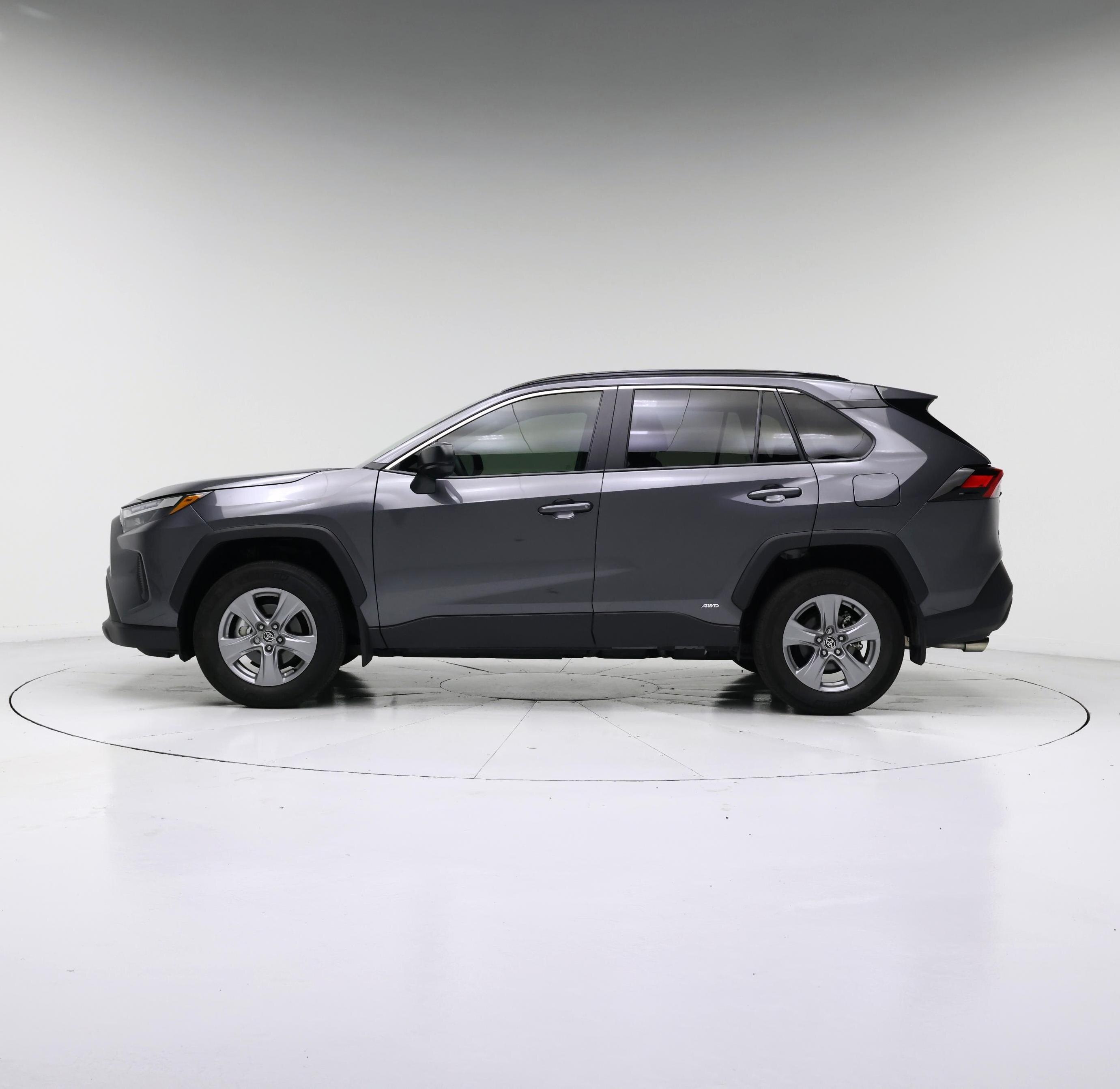 Thumbnail: 2025 Toyota RAV4 - 3