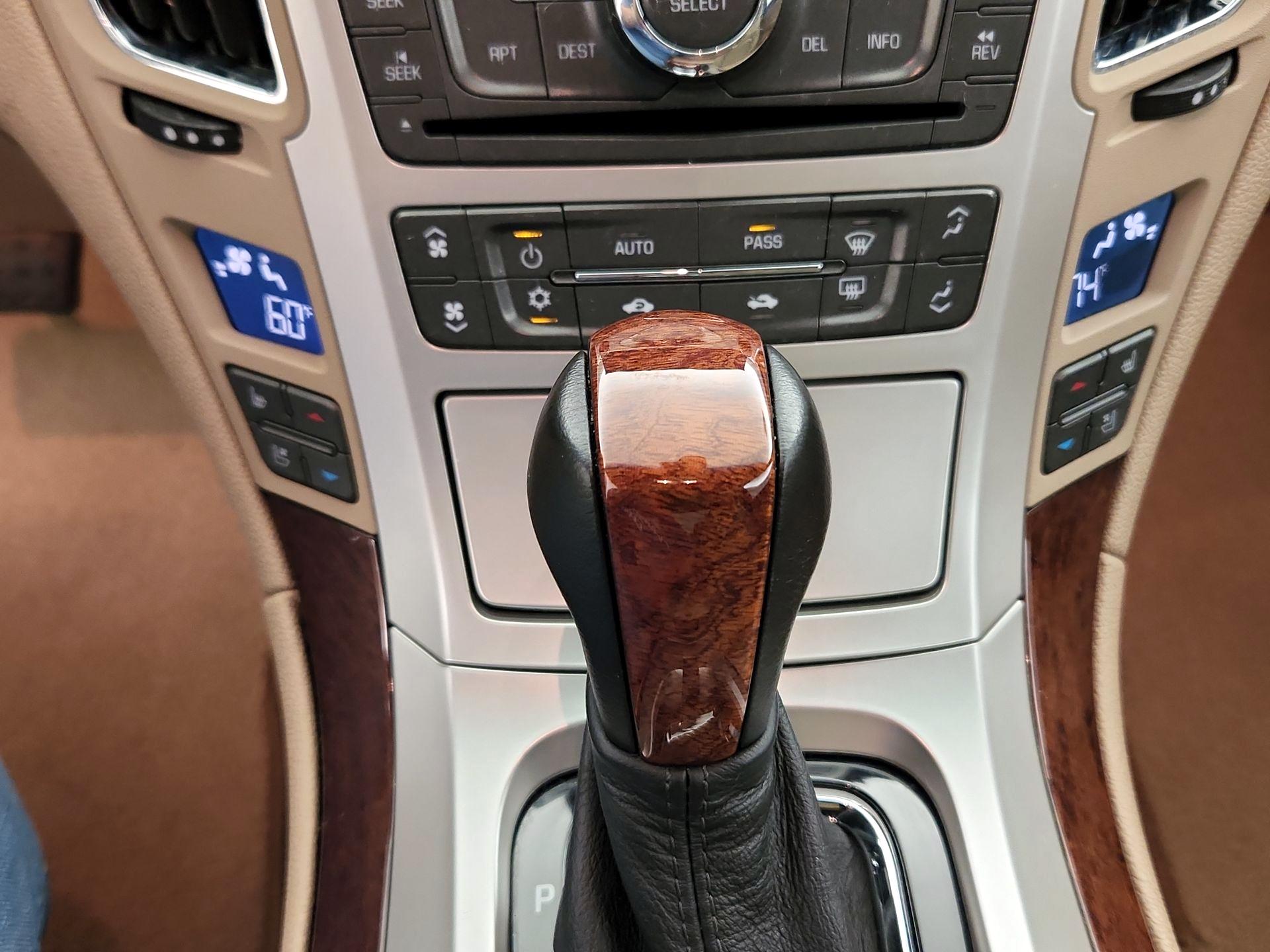 Thumbnail: 2014 Cadillac CTS - 17