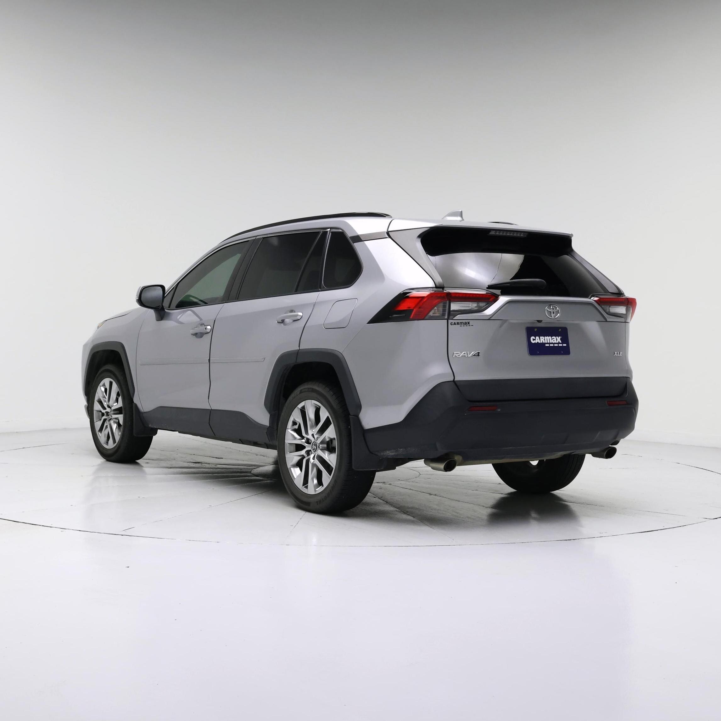 Thumbnail: 2020 Toyota RAV4 - 2