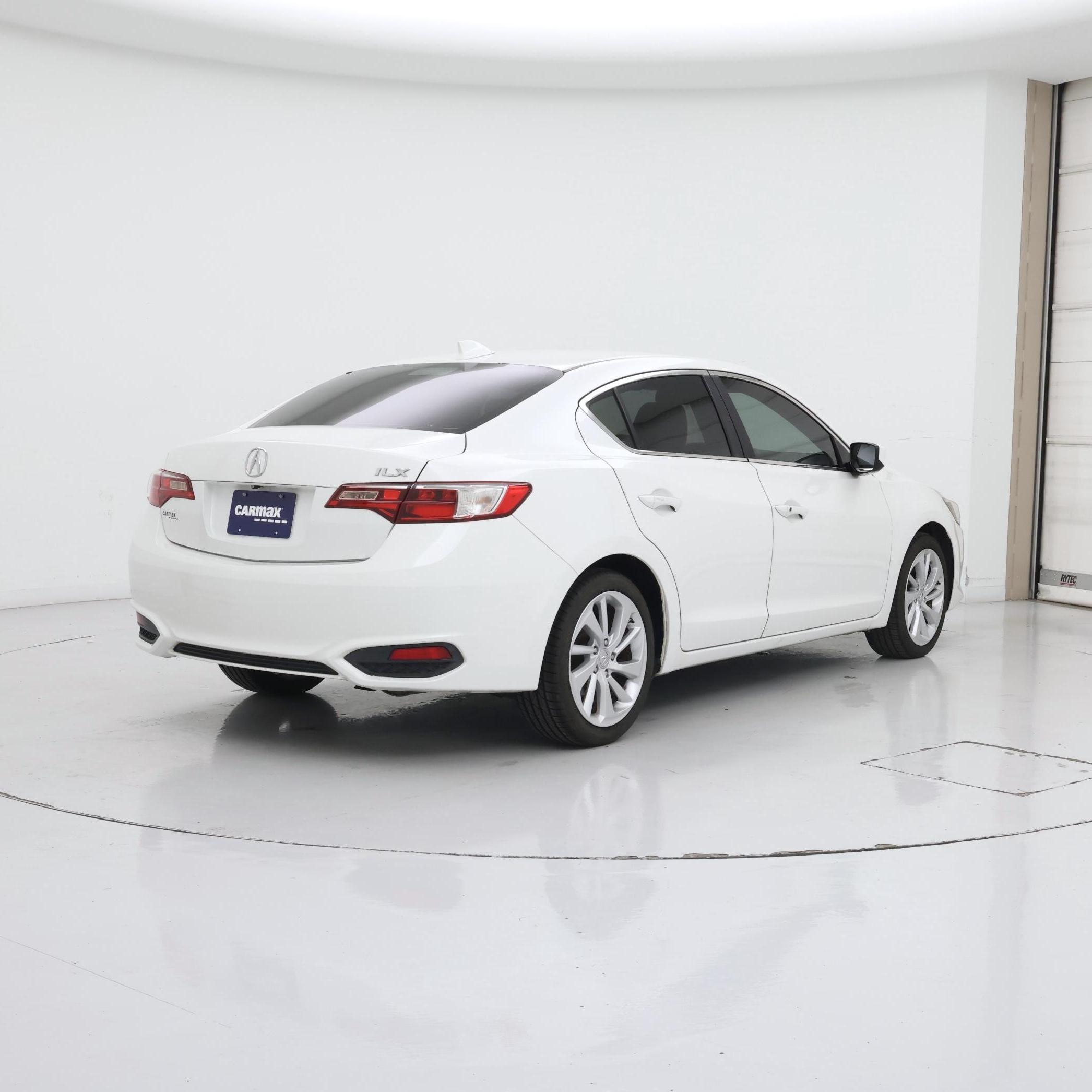 Thumbnail: 2017 Acura ILX - 8
