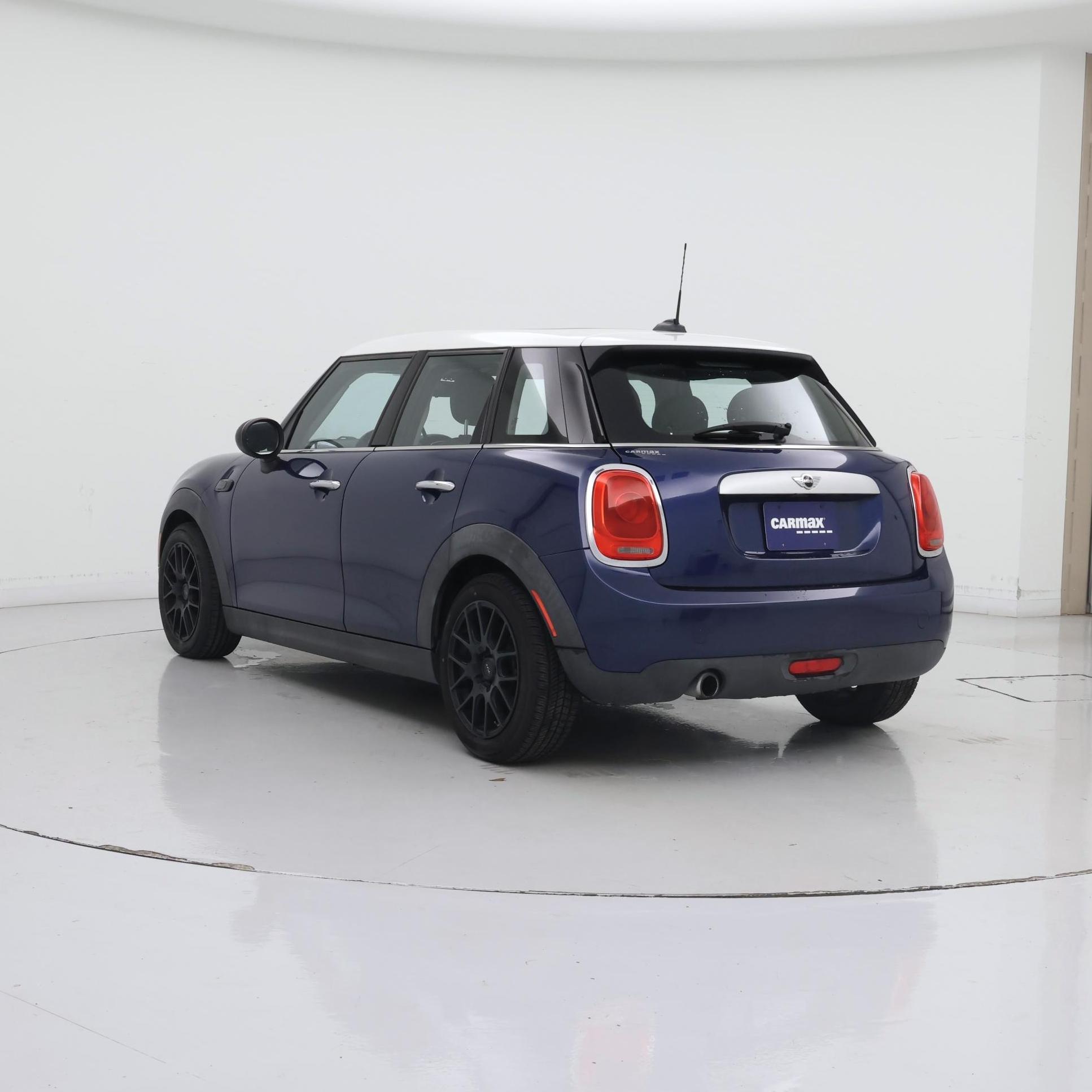 Thumbnail: 2015 MINI Cooper Hardtop - 2