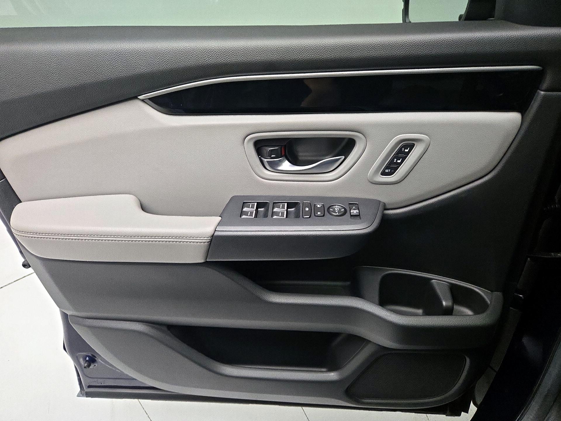 Thumbnail: 2025 Honda Pilot - 12