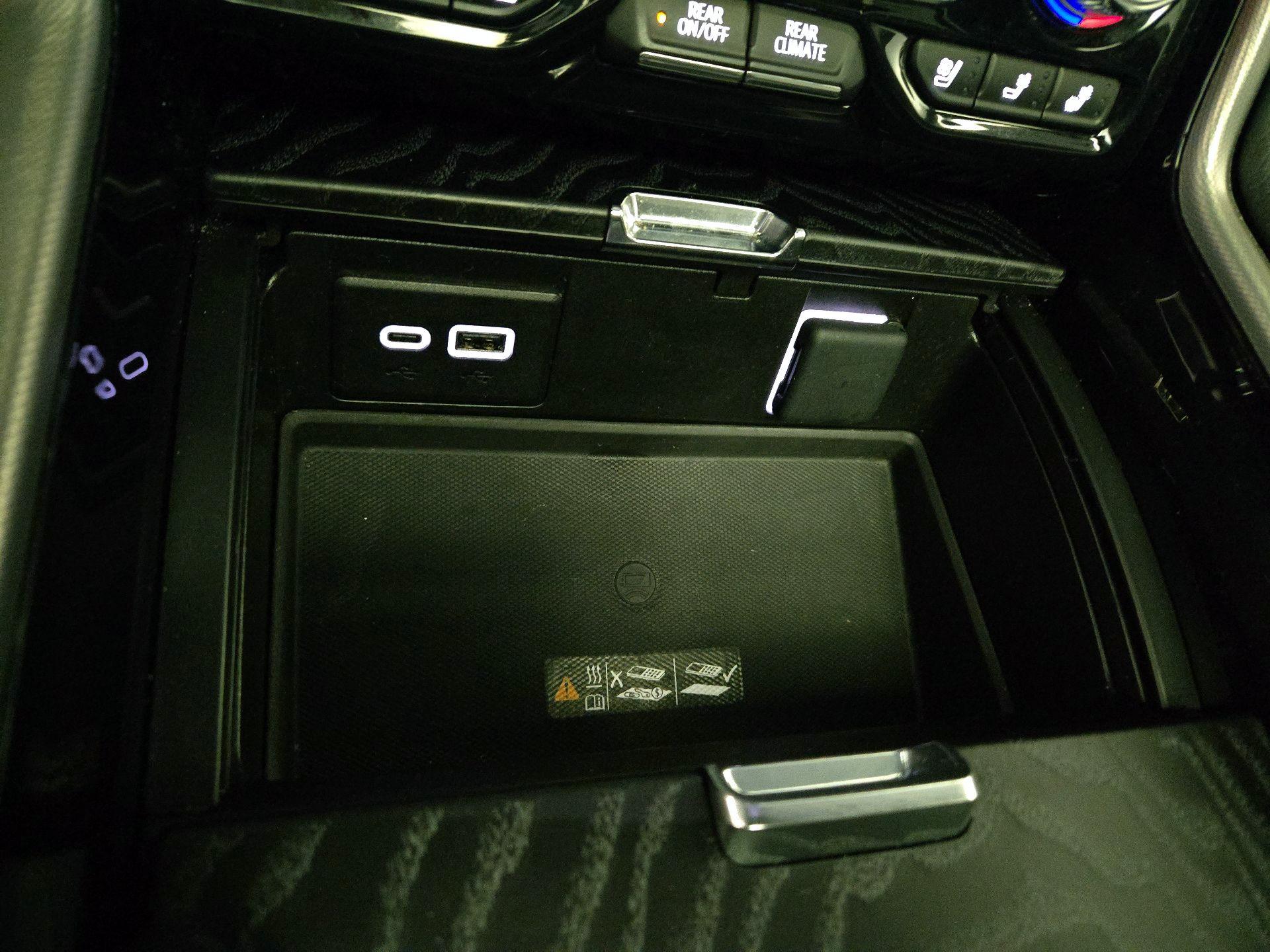 Thumbnail: 2024 GMC Yukon - 19