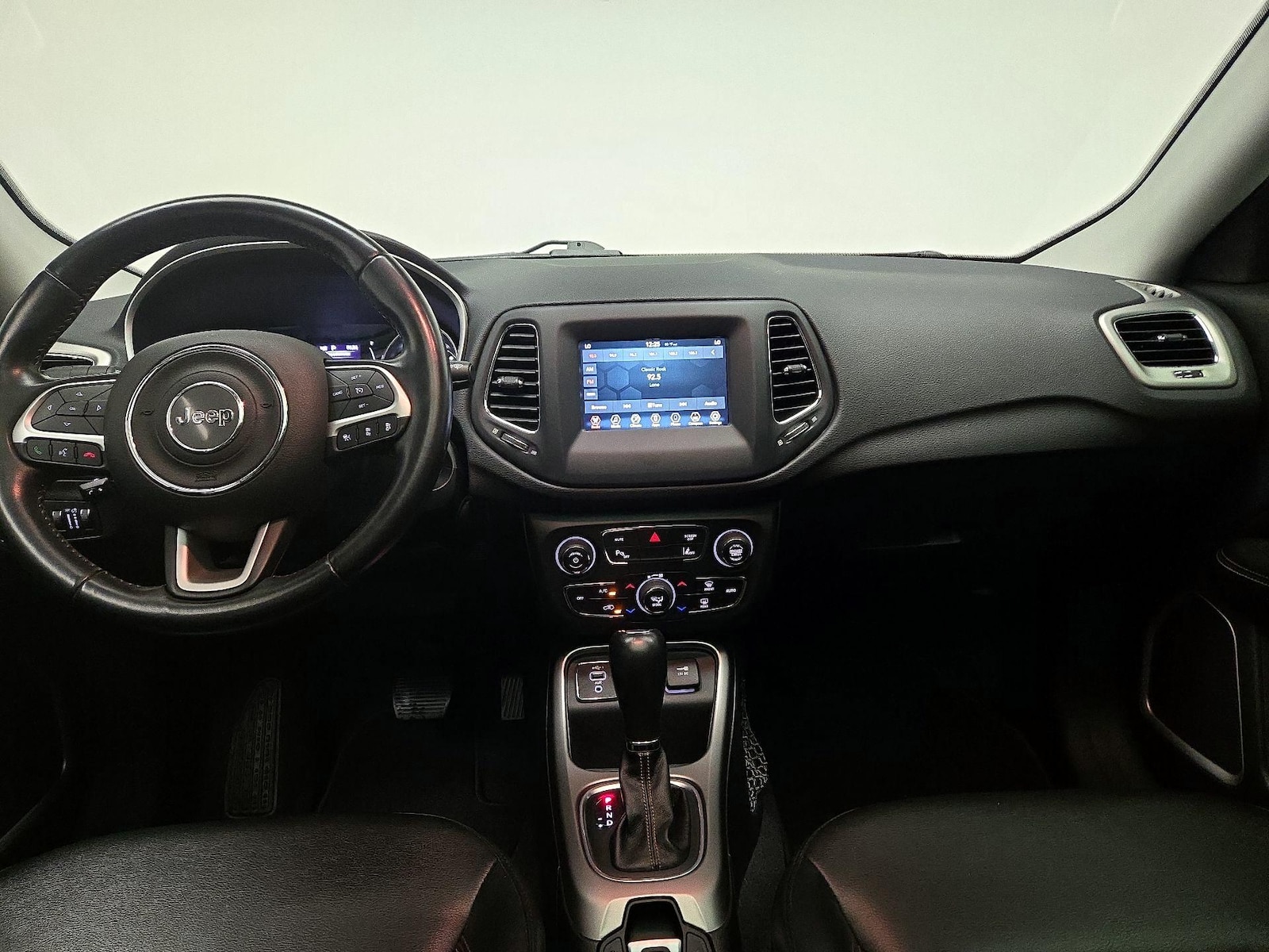 2020 Jeep Compass Sun & Safety - Photo 10