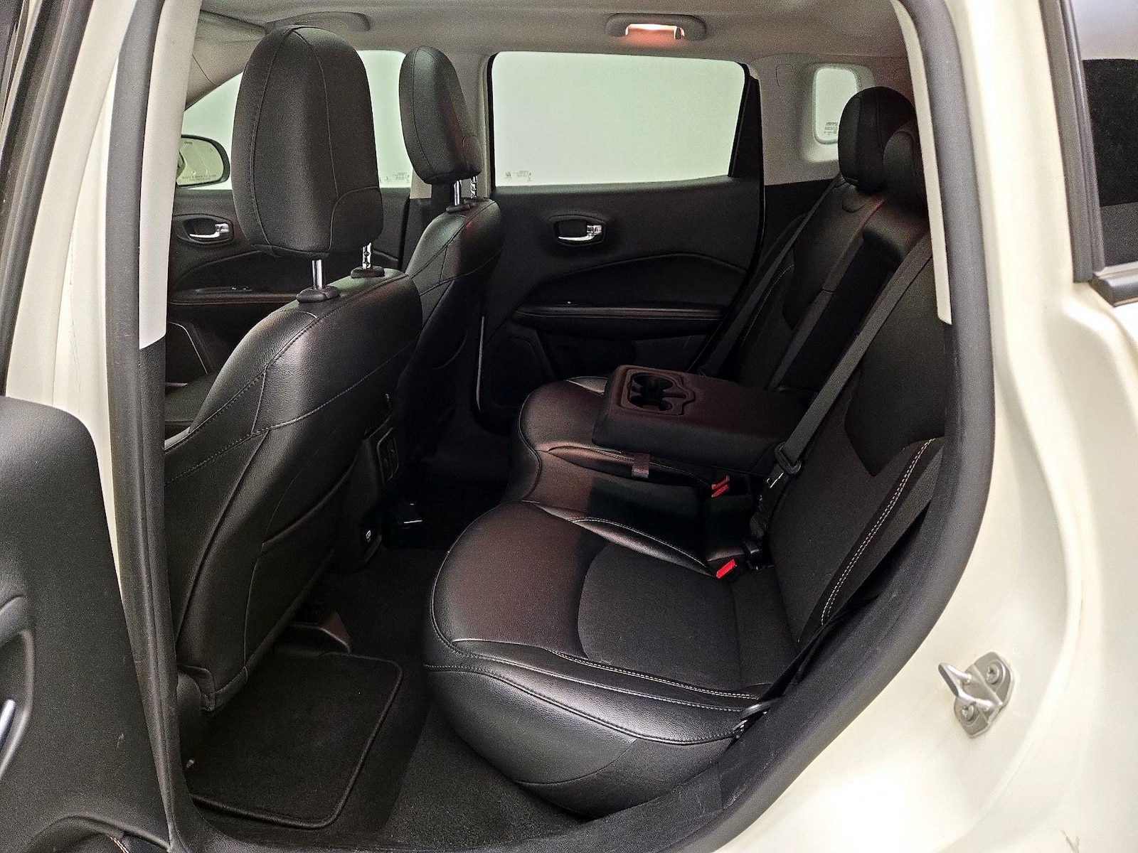 2020 Jeep Compass Sun & Safety - Photo 21