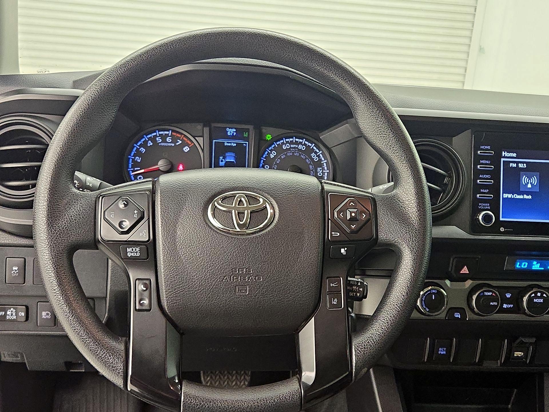 Thumbnail: 2021 Toyota Tacoma - 10