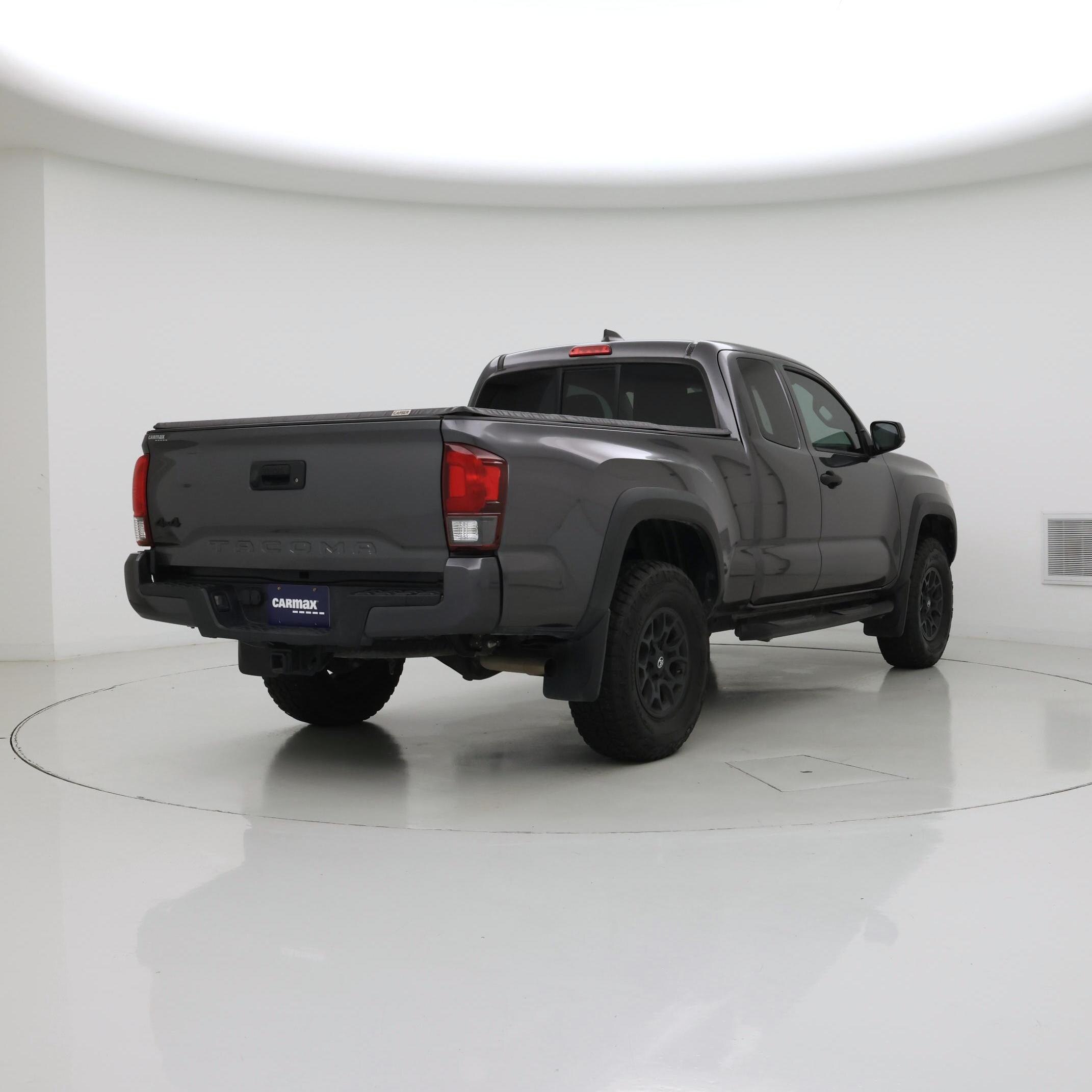 Thumbnail: 2021 Toyota Tacoma - 8
